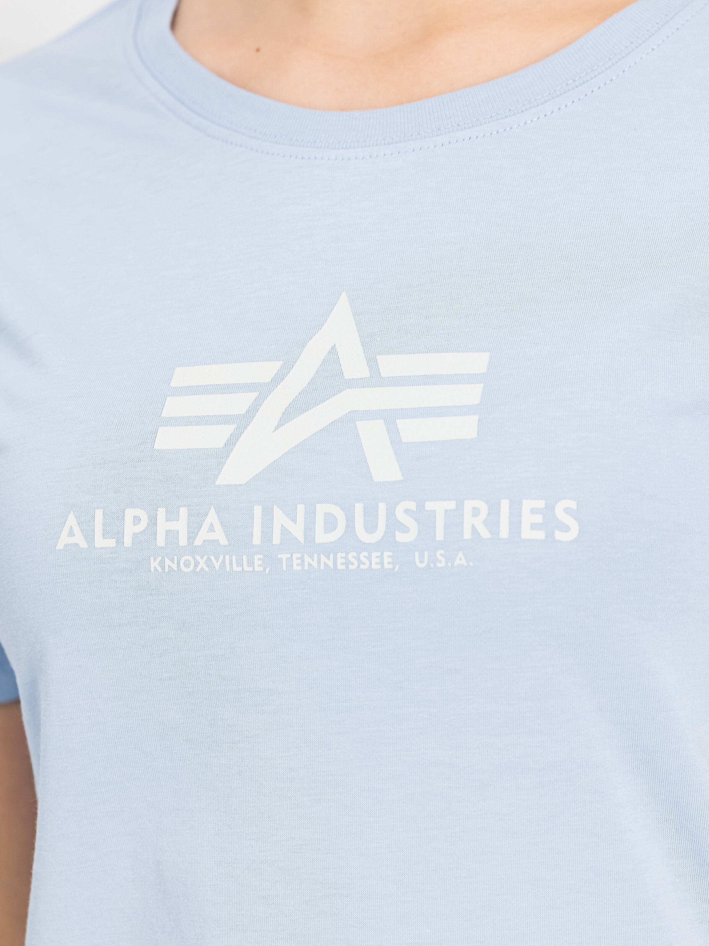 New Basic Big Logo T-Shirt Women artic blue 196051_40_3_detail_00001_212754