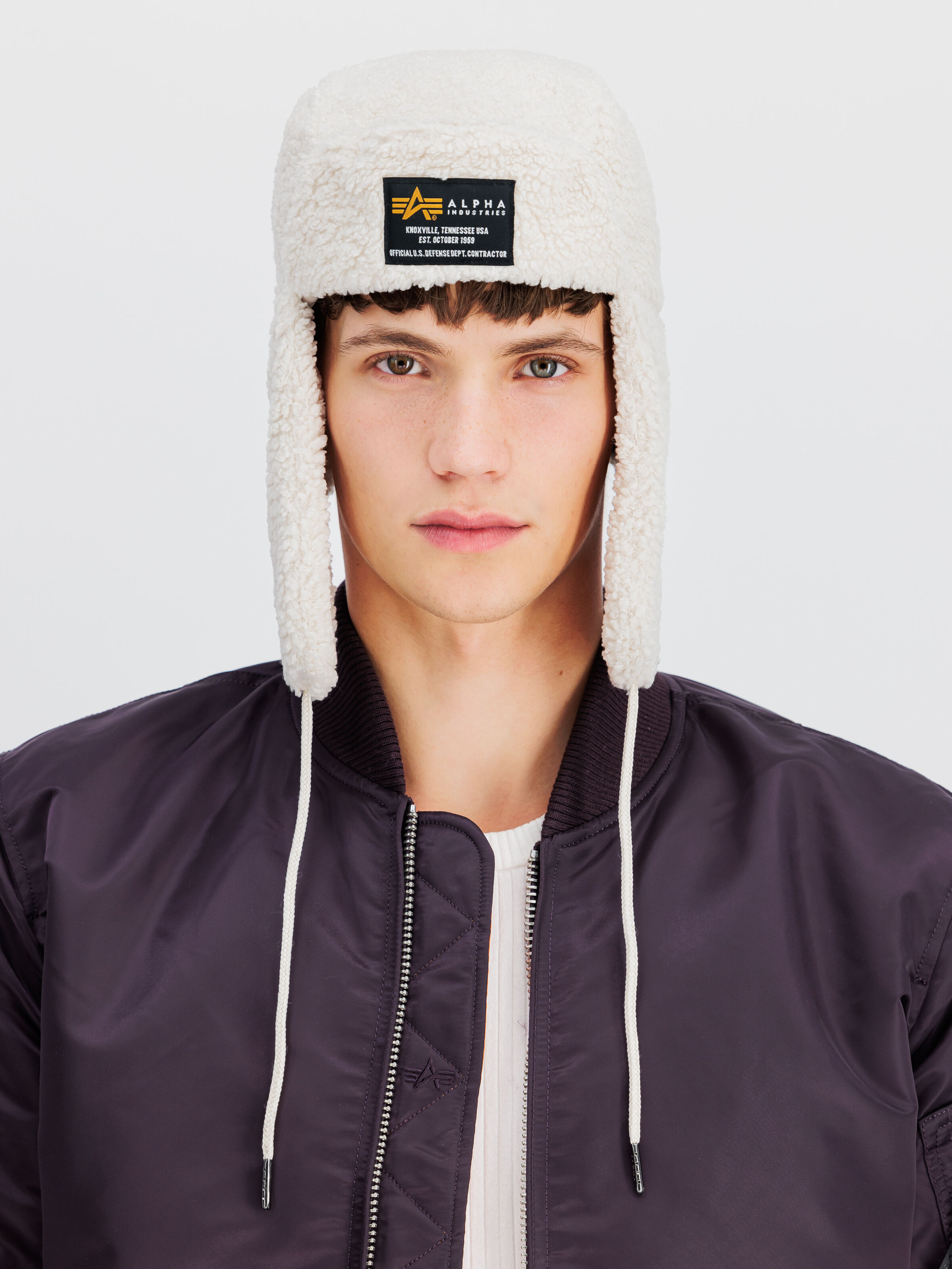 Alpha Teddy Hat off white 108903_16_2_model_00001_120802