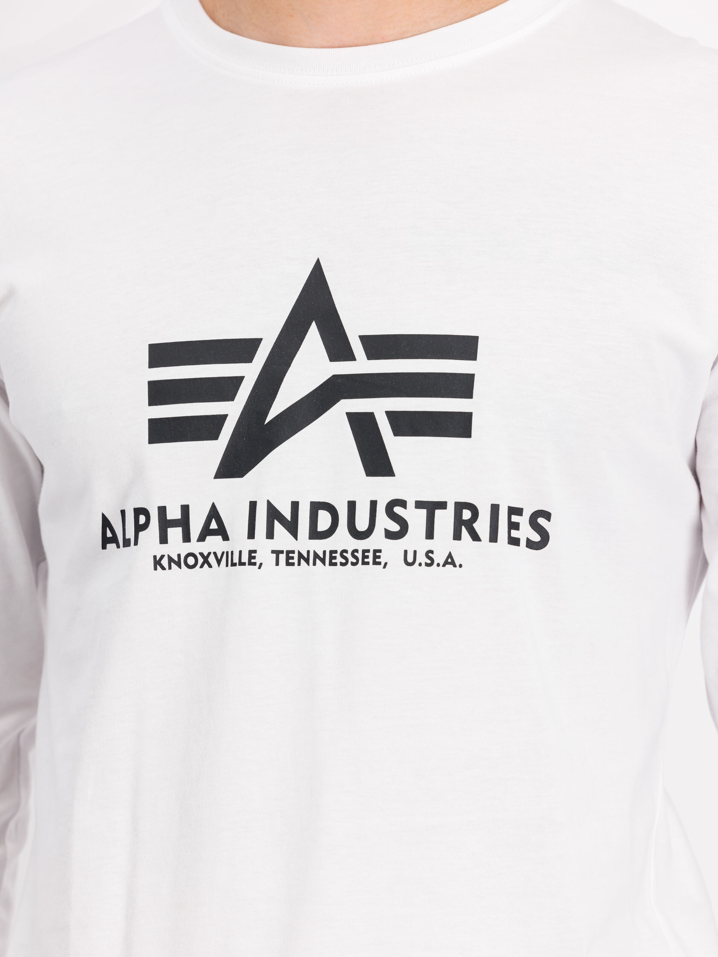 Basic Big Logo Longsleeve white 100510_09_3_detail_00001_125241