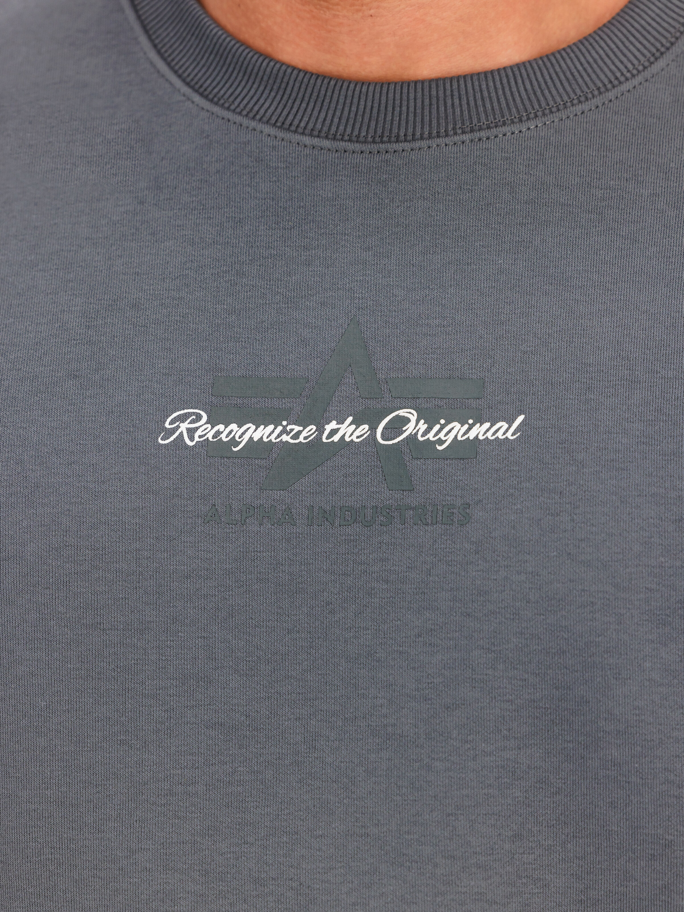 Foam Mid Logo Sweatshirt greyblack 266305_136_3_detail_00001_196145