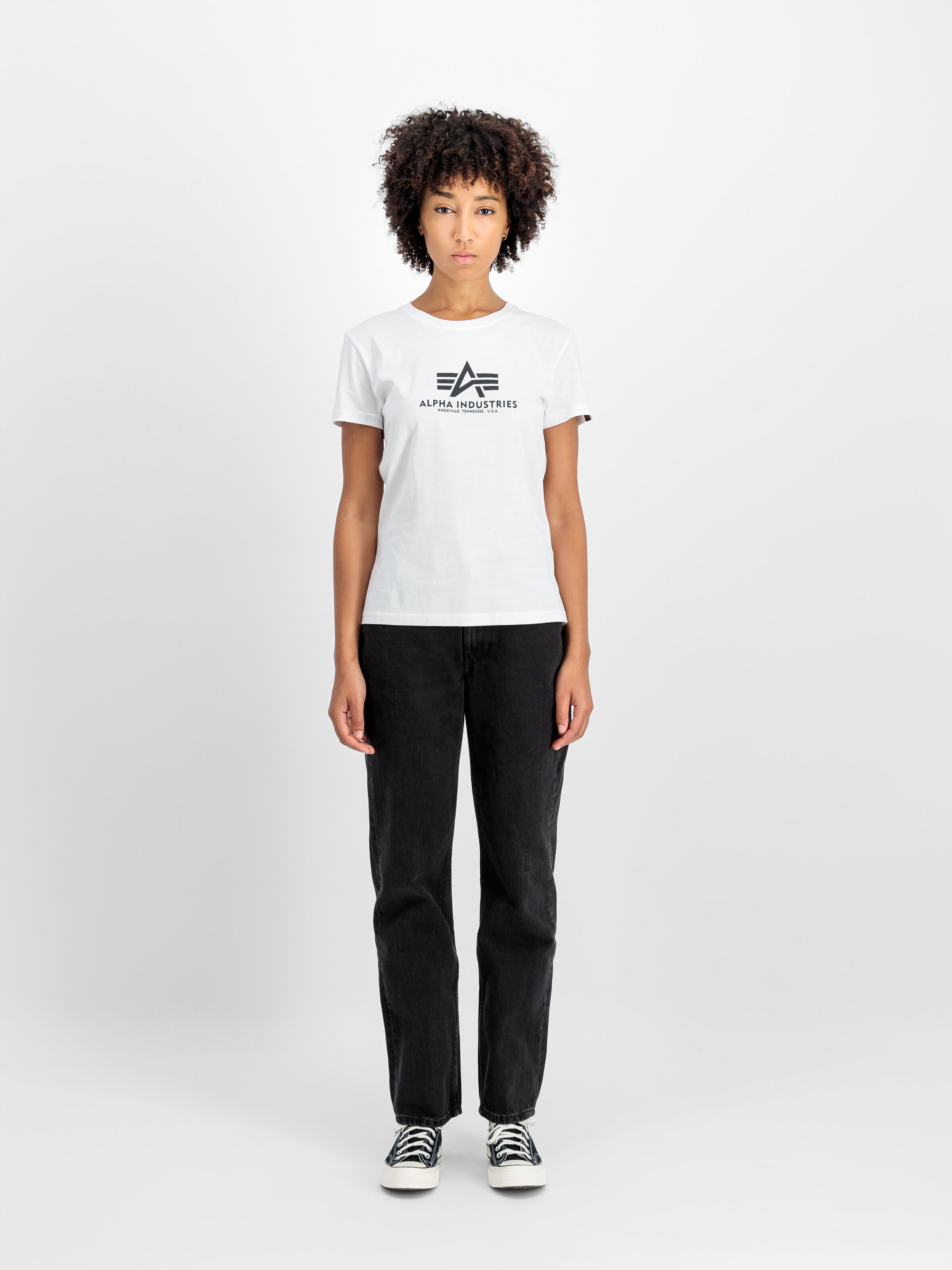 New Basic Big Logo T-Shirt Women white 196051_09_2_model_00001_112663