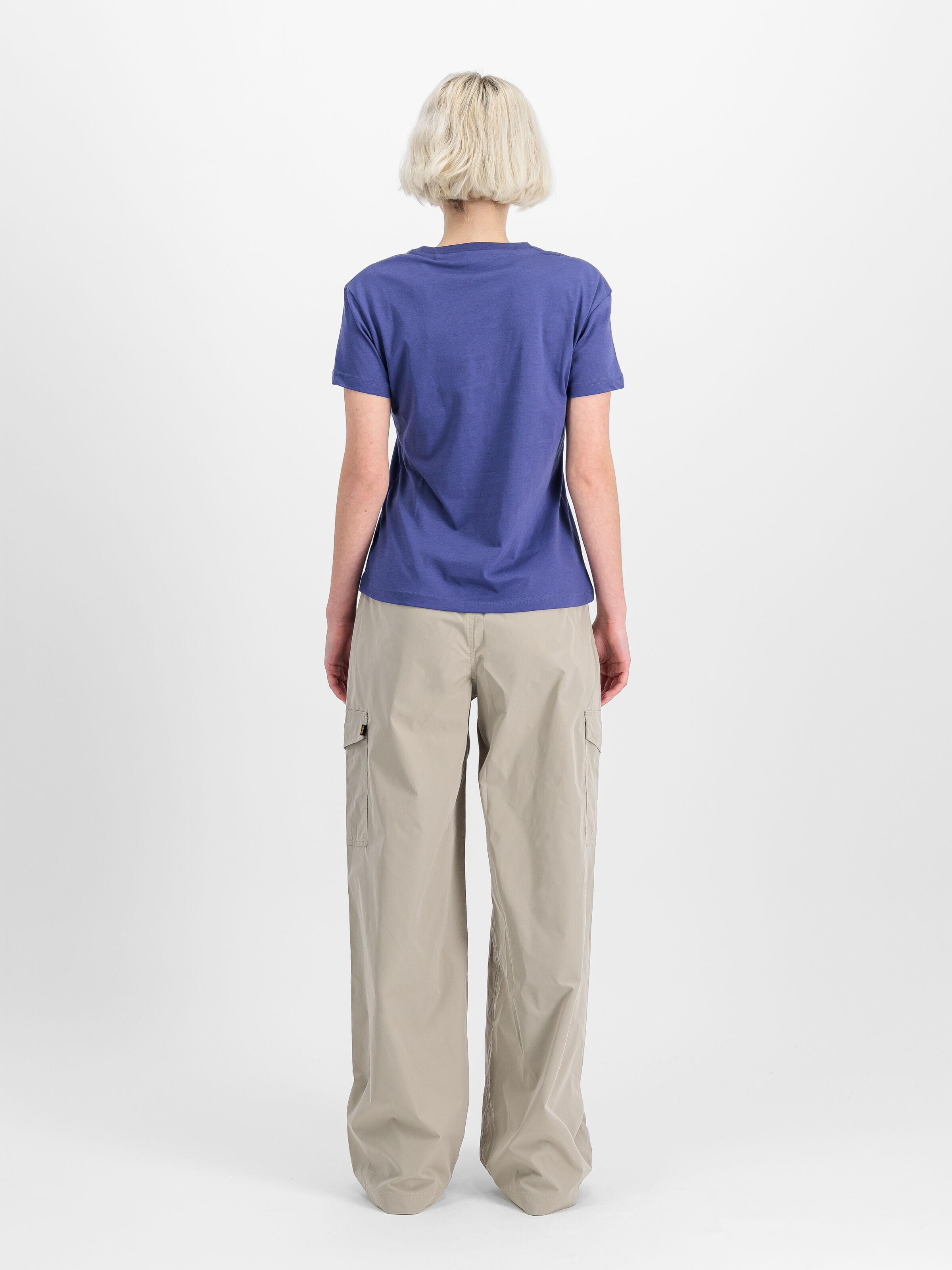 New Basic Big Logo T-Shirt Women night purple 196051_735_2_model_00002_140721