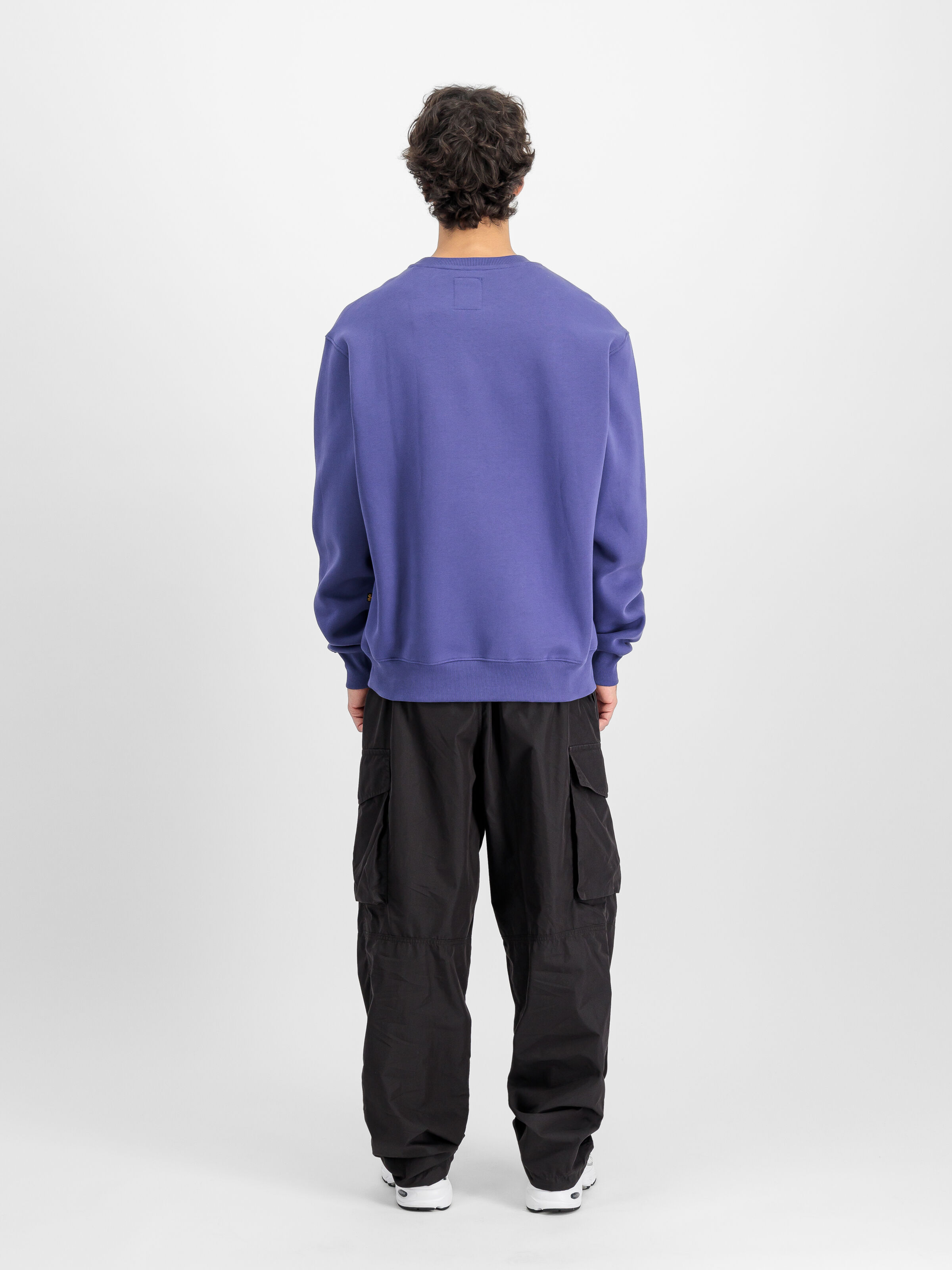 Studio Edition Vibe Sweatshirt night purple 156303_735_2_model_00002_139780