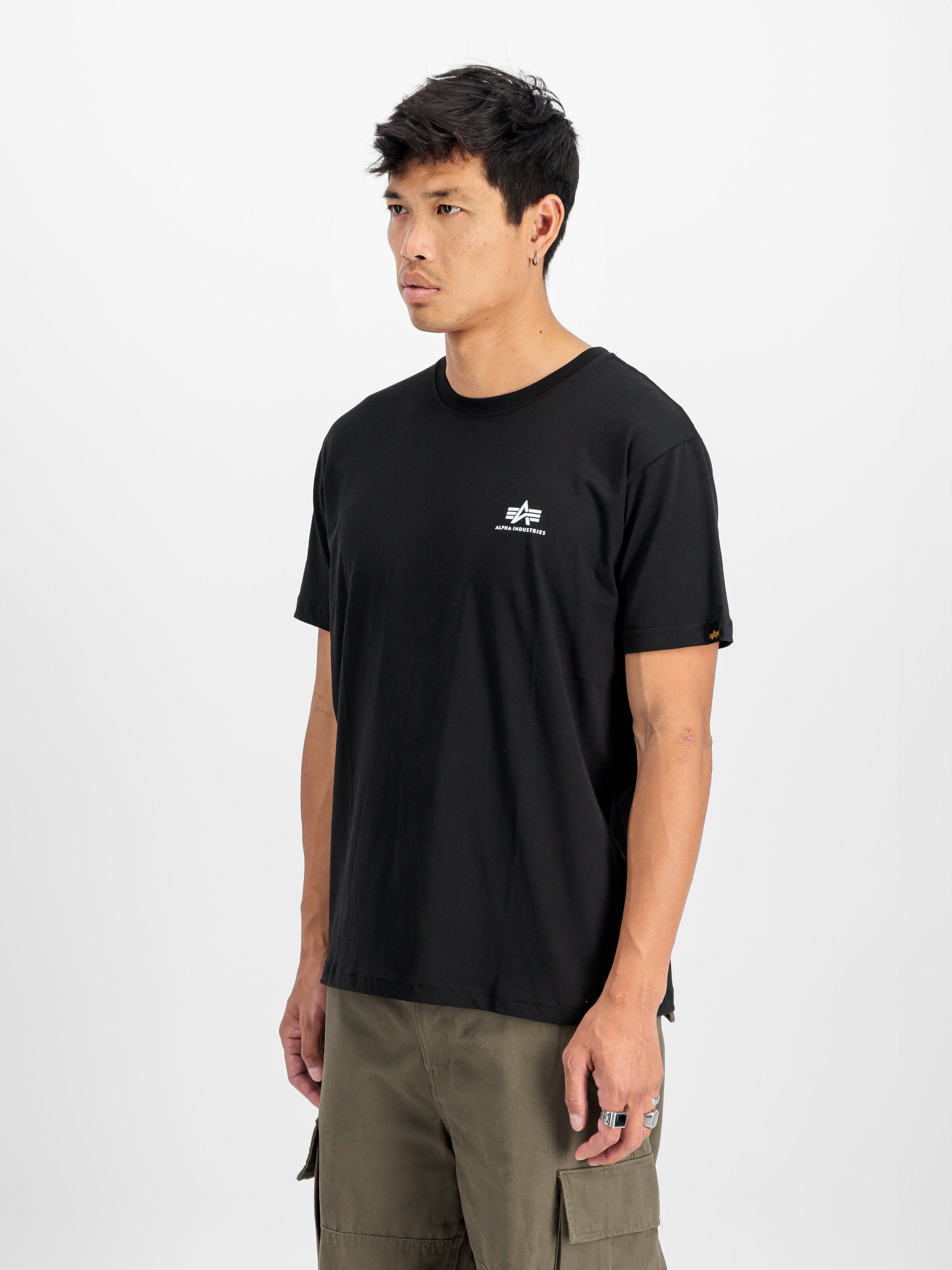 Basic Small Logo T-Shirt black 188505_03_2_model_00003_118742
