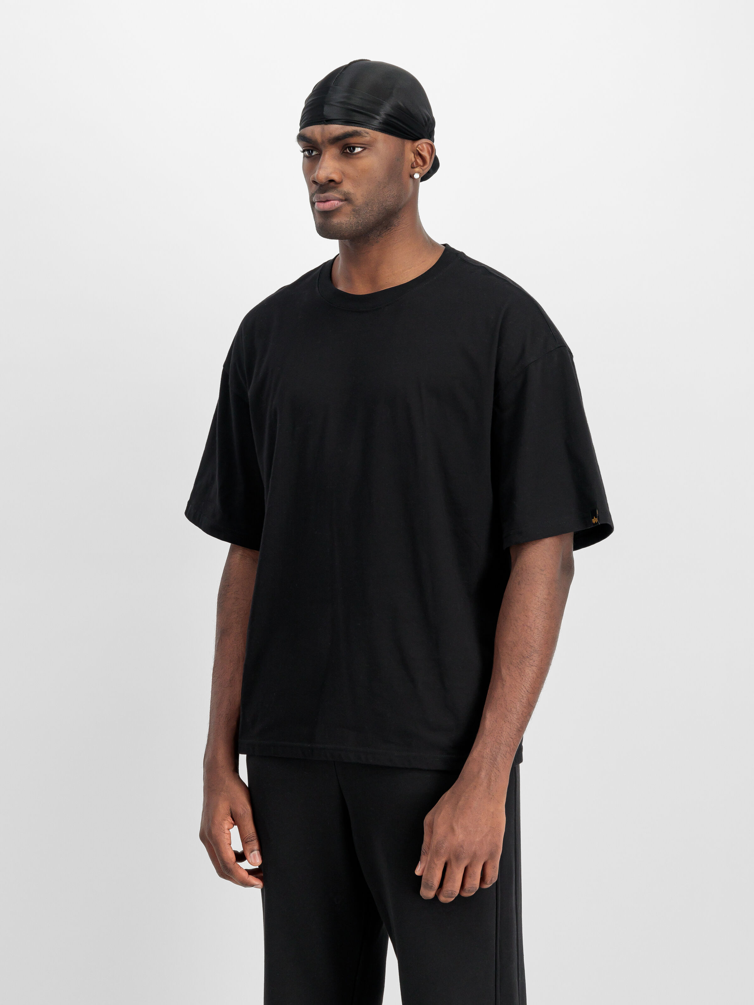 Studio Edition T-Shirt black 156550_03_2_model_00002_167378