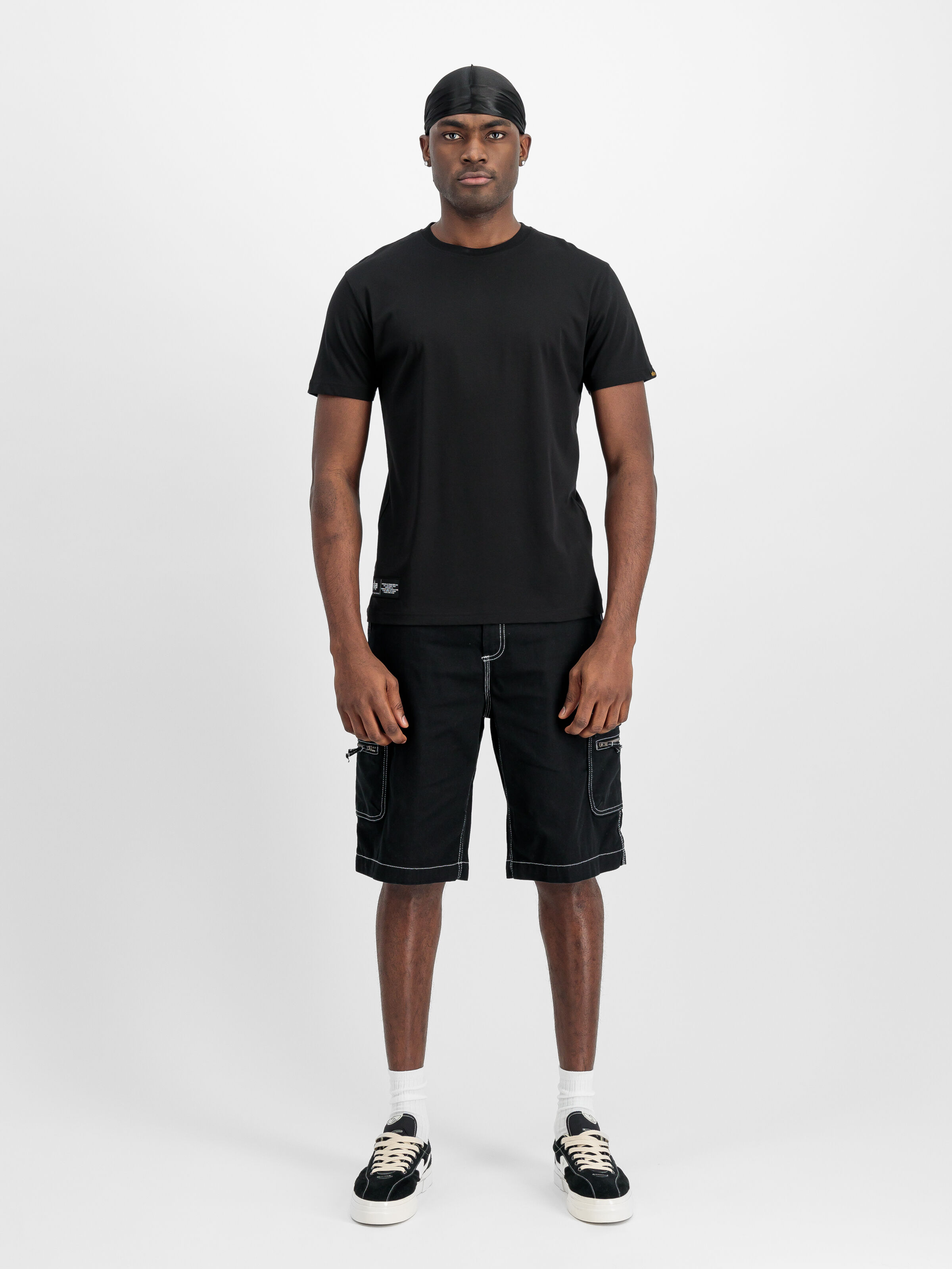 Label Backprint T-Shirt black 258505_03_2_model_00001_159835