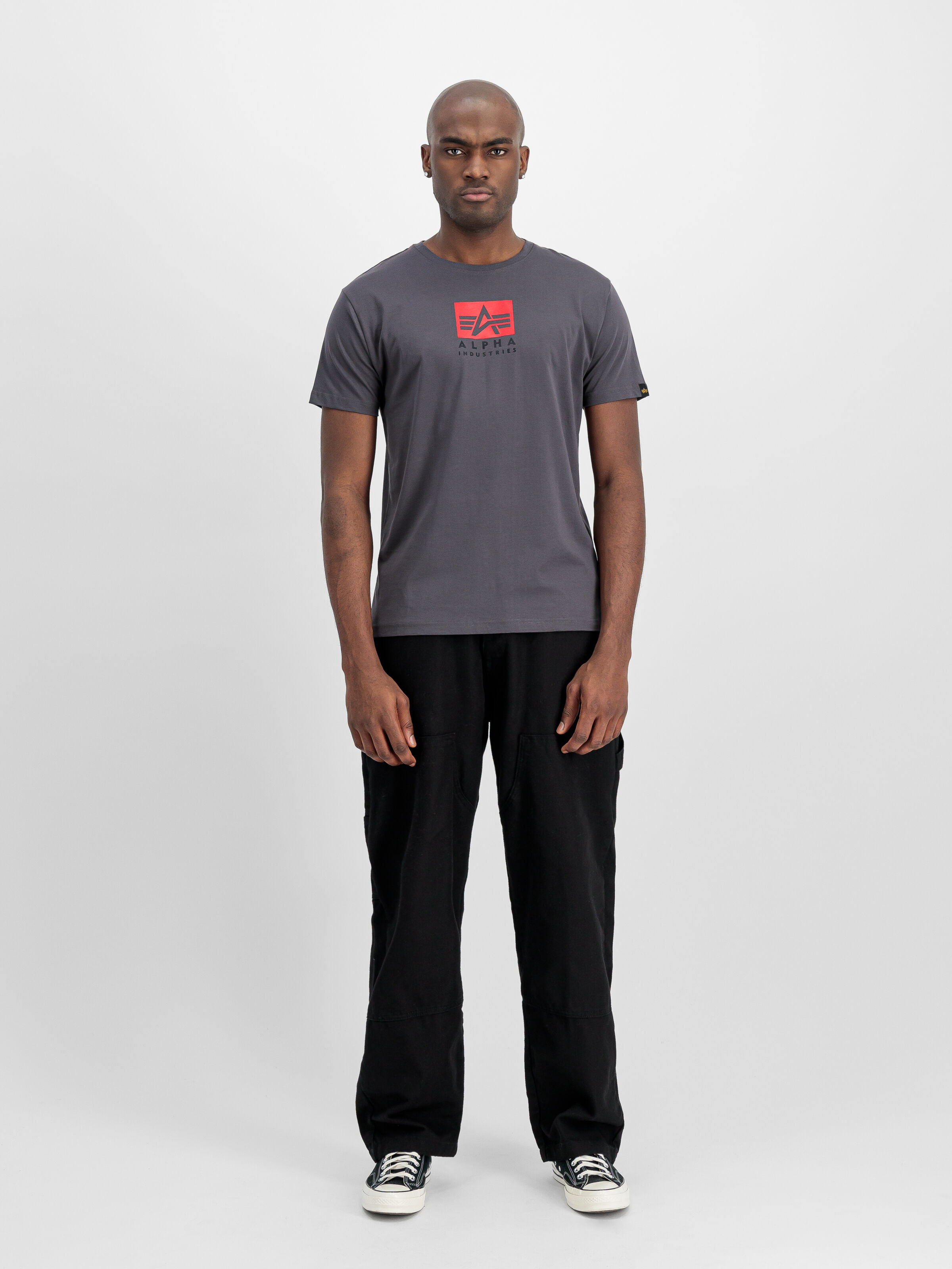 Satin Logo T-Shirt vintage grey 148513_684_2_model_00001_160452