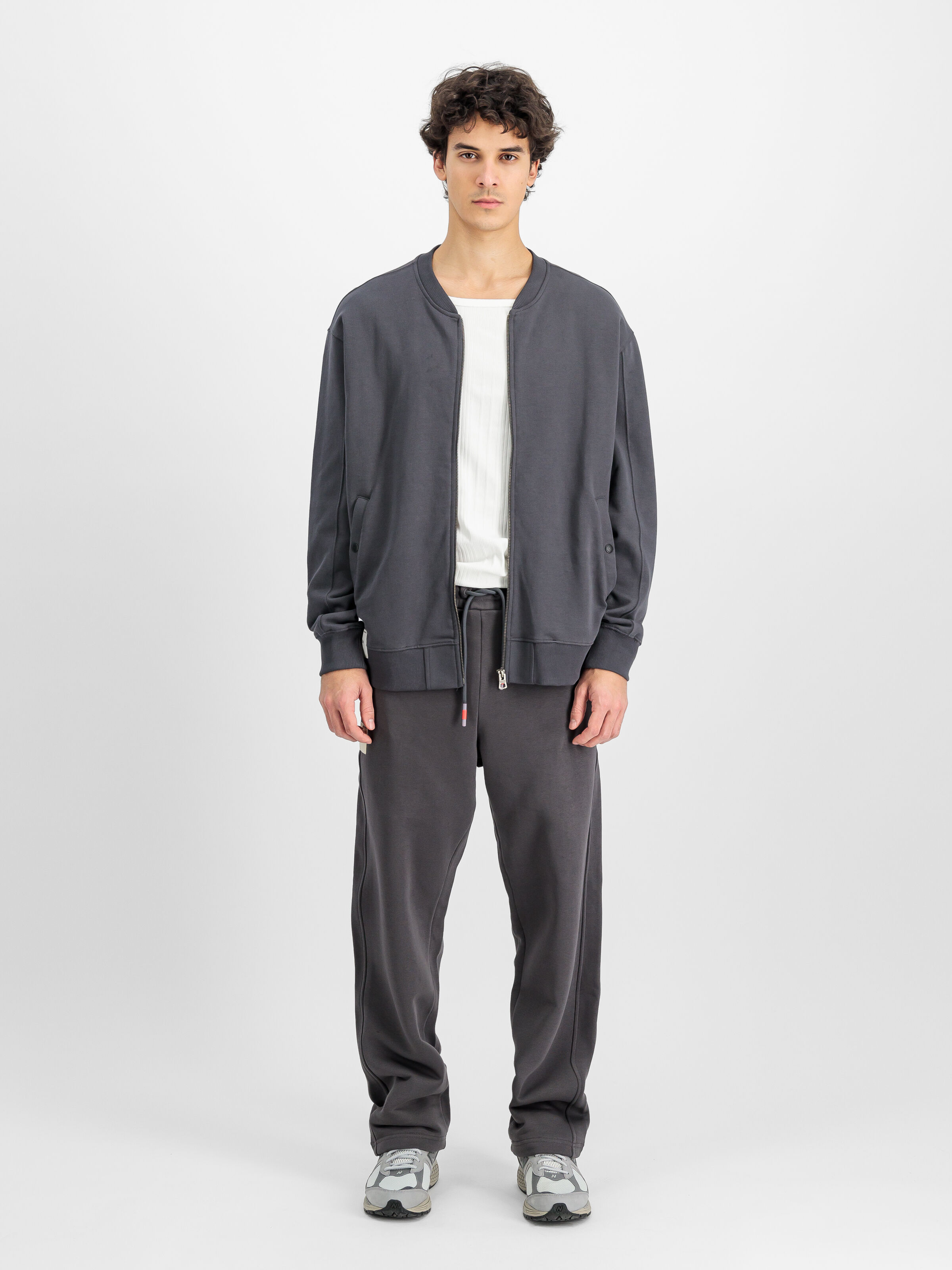 Studio Edition Fleece Bomber Jacket vintage grey 156302_684_2_model_00001_139961