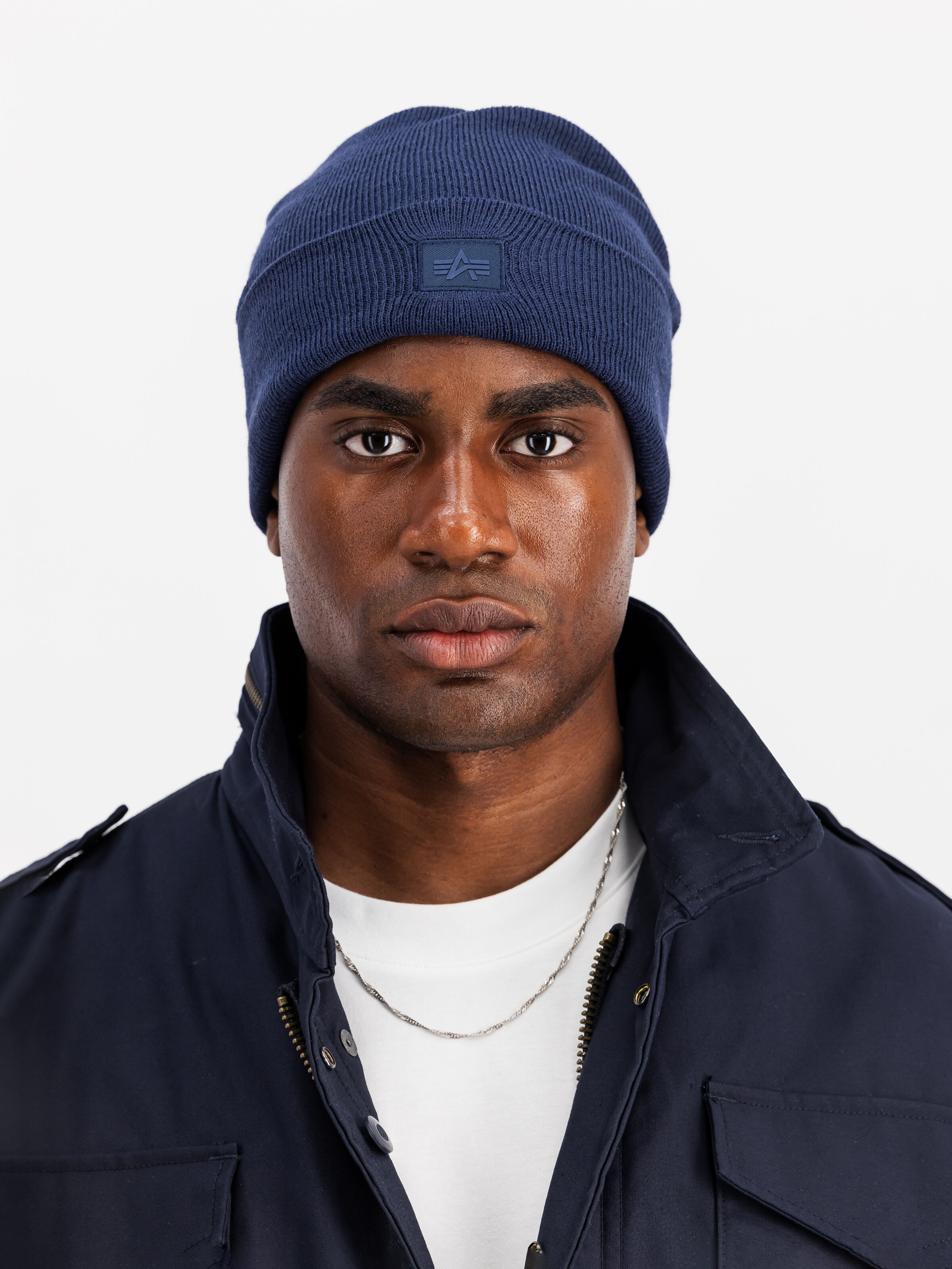 Essential Beanie ultra navy 148908_697_2_model_00001_100842