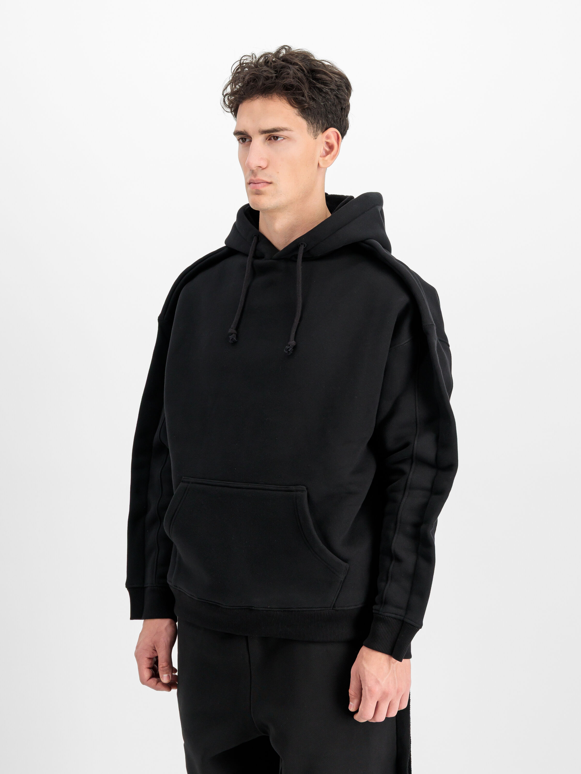 ALPHA x PROTOTYPES Outline Hoodie black 258364_03_2_model_00003_224069