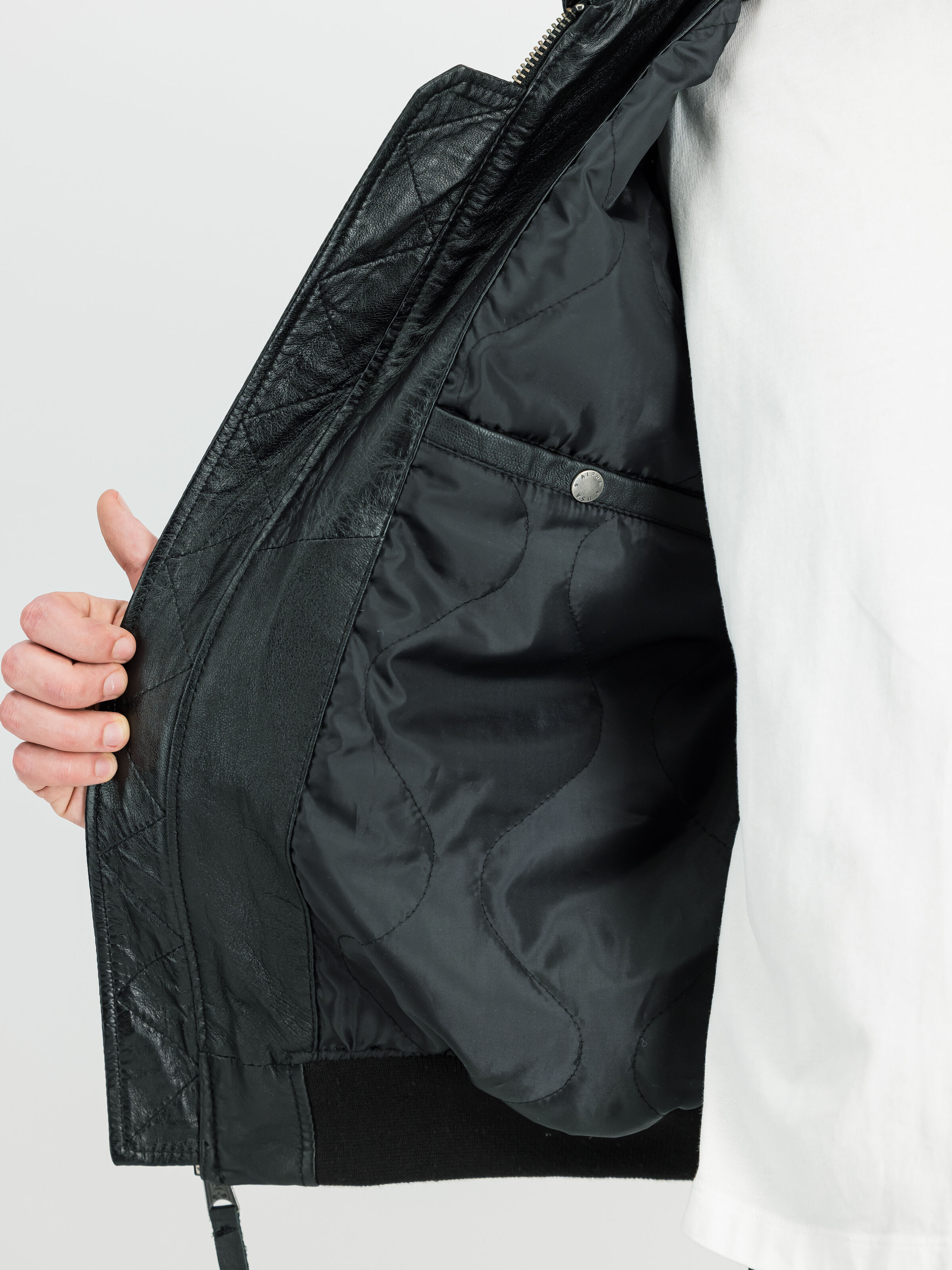 CWU-45/P Leather Bomber Jacket black 266106_03_3_detail_00001_219334