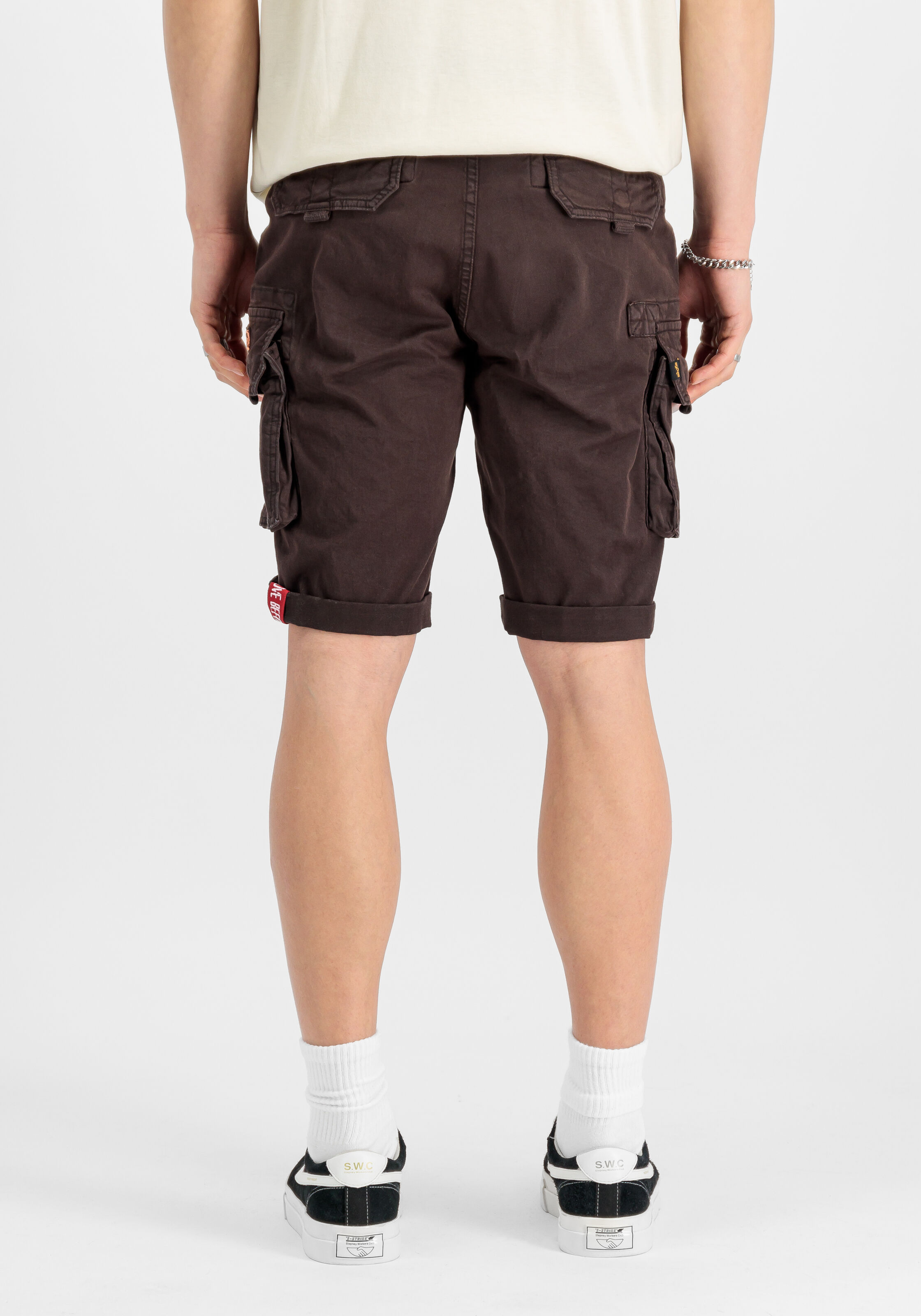 Crew Short hunter brown 176203_696_2_model_00004_146449