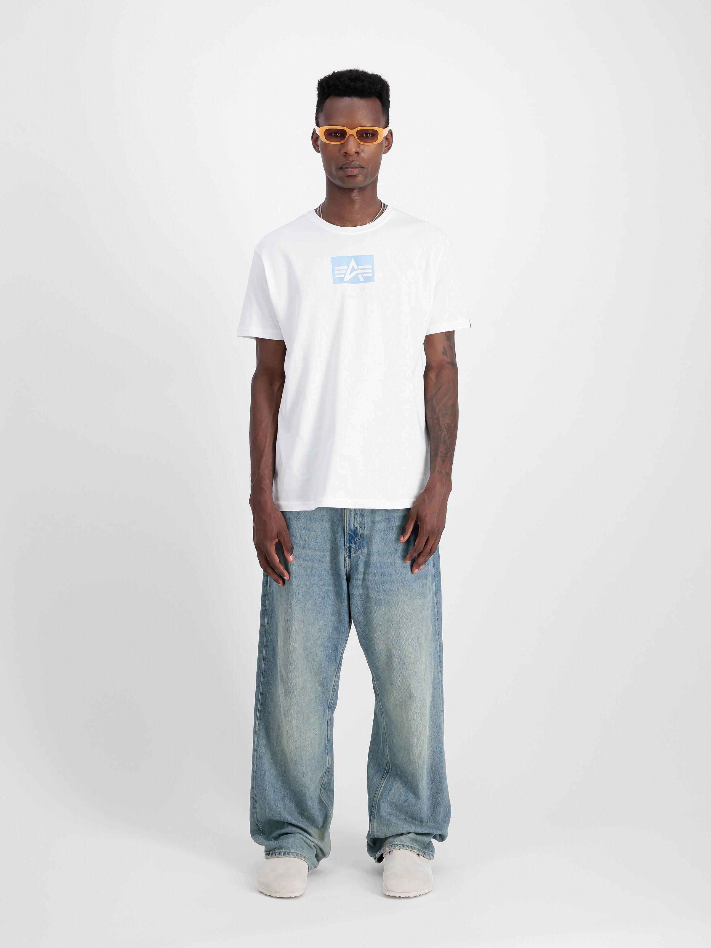 Satin Logo T-Shirt white 148513_09_2_model_00001_111368
