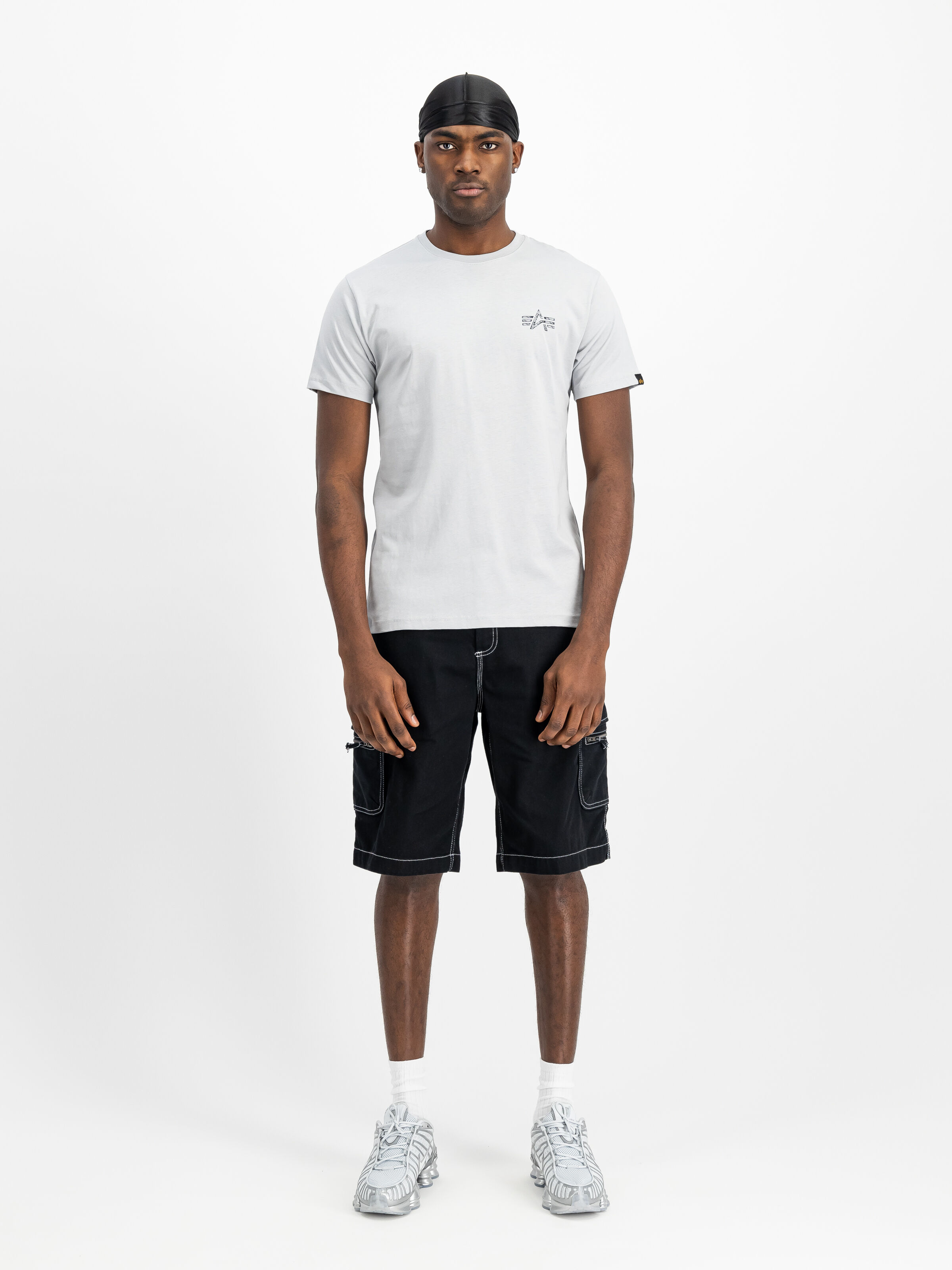 Signature Backprint T-Shirt pastel grey 148516_666_2_model_00001_160388