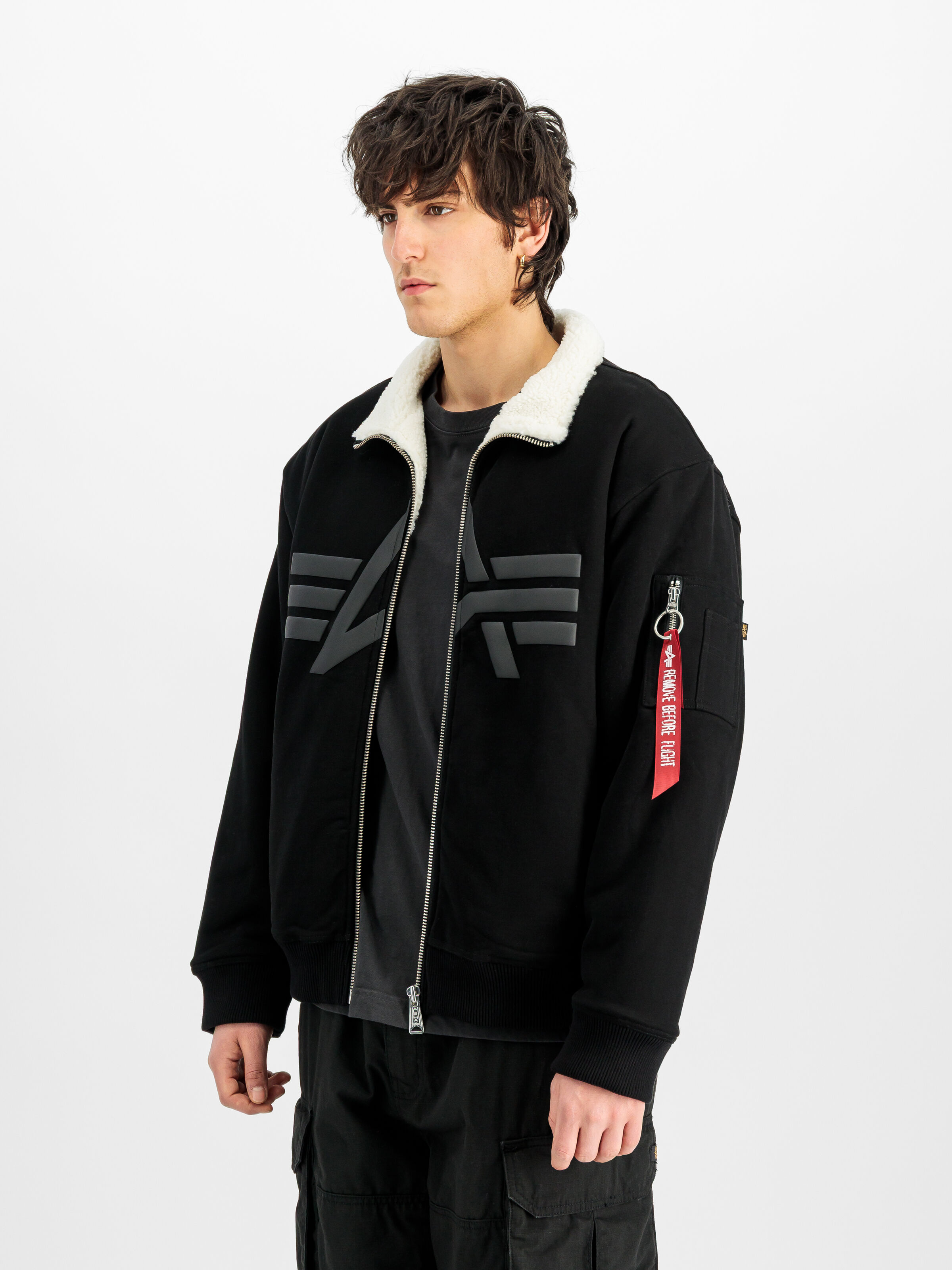 CWU Fleece Jacket black 268157_03_2_model_00002_232404