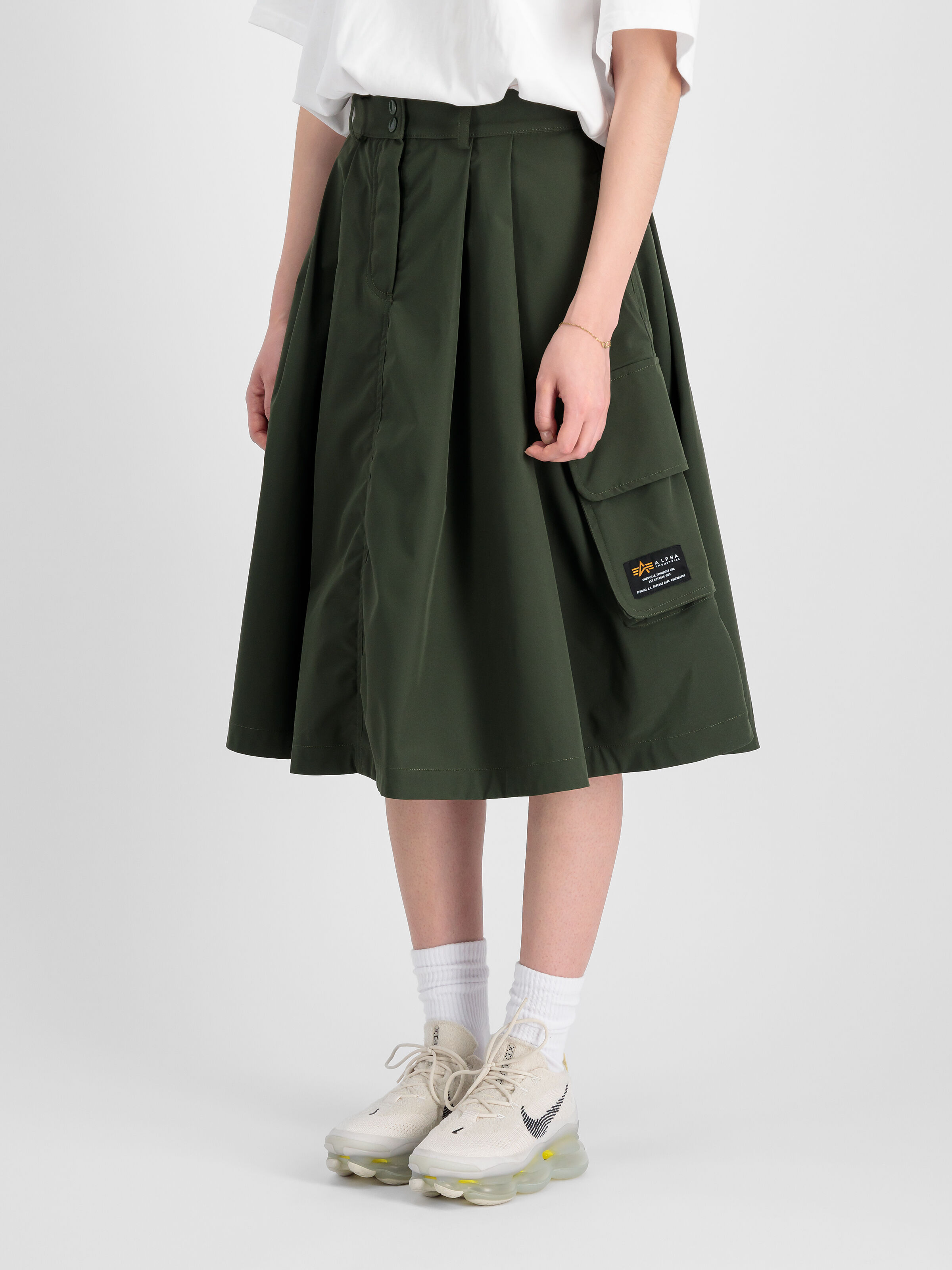 Cargo Skirt Women dark olive 148069_142_2_model_00003_99162
