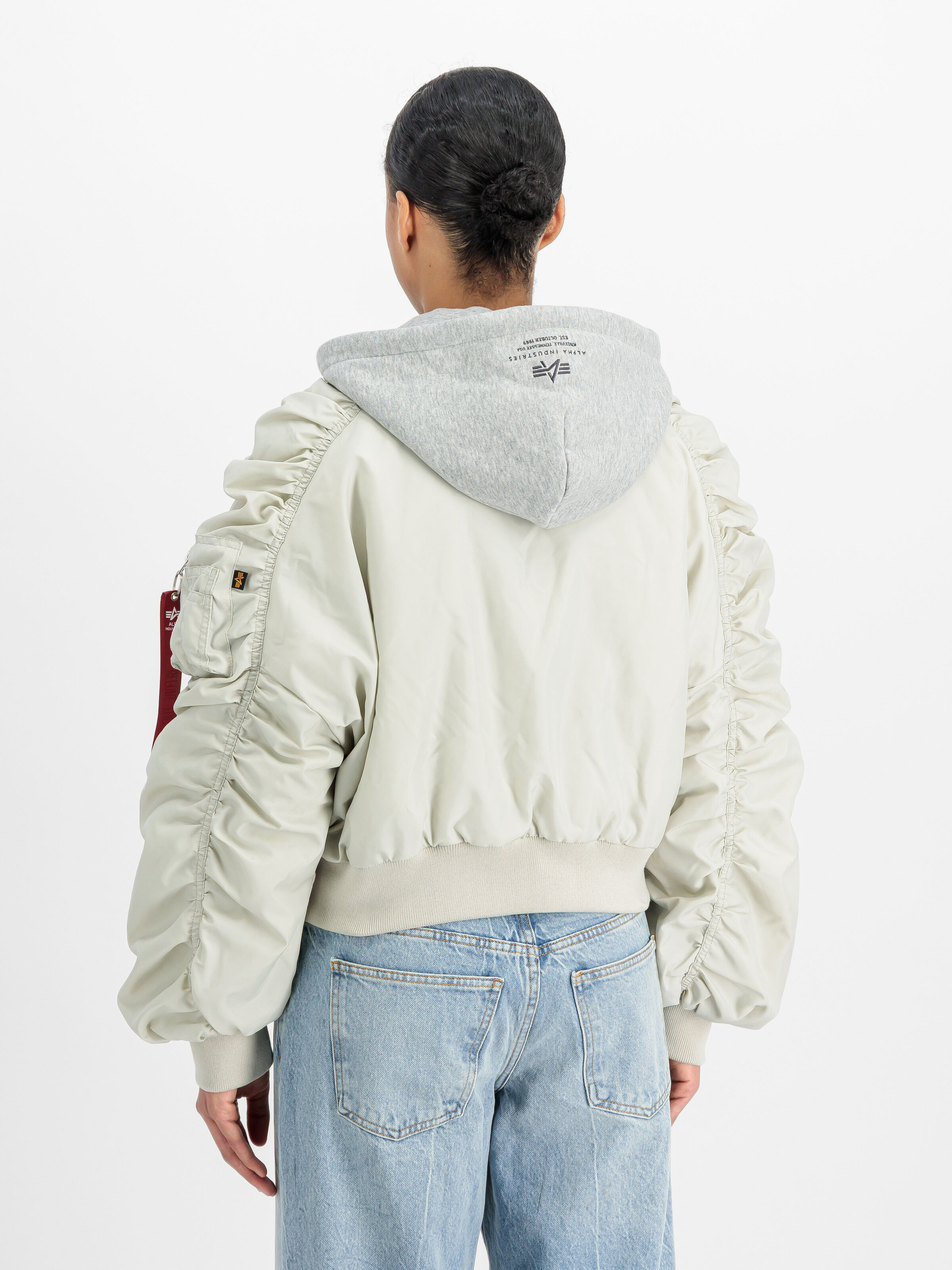 Short Hooded Light Bomber Jacket Women stone 266000_10_2_model_00003_202261