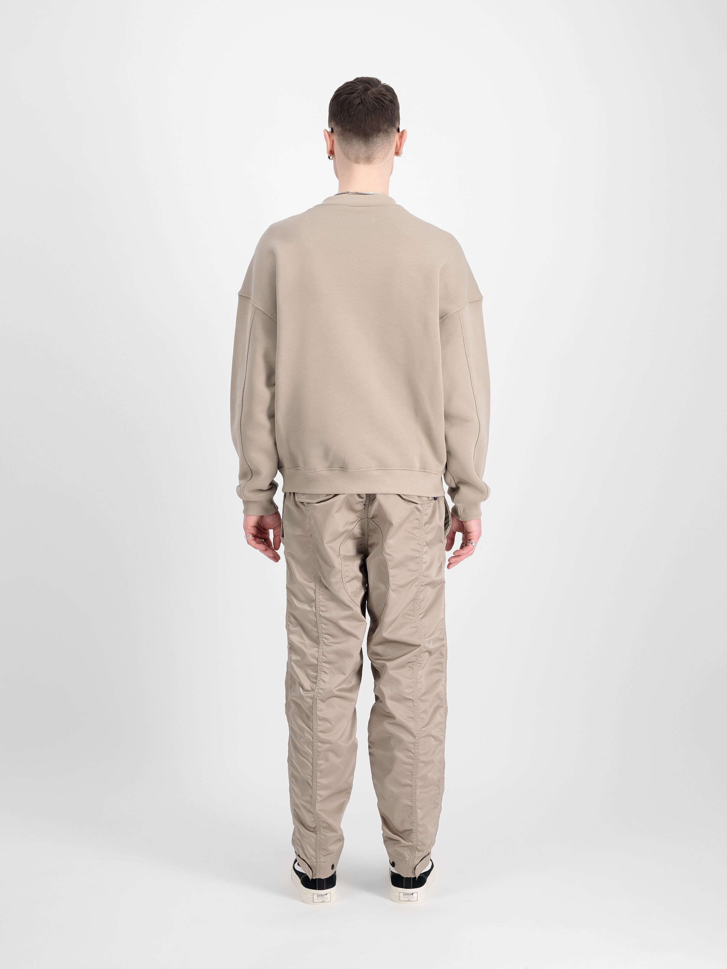 UV Sweatshirt vintage sand 146302UV_679_2_model_00002_103090