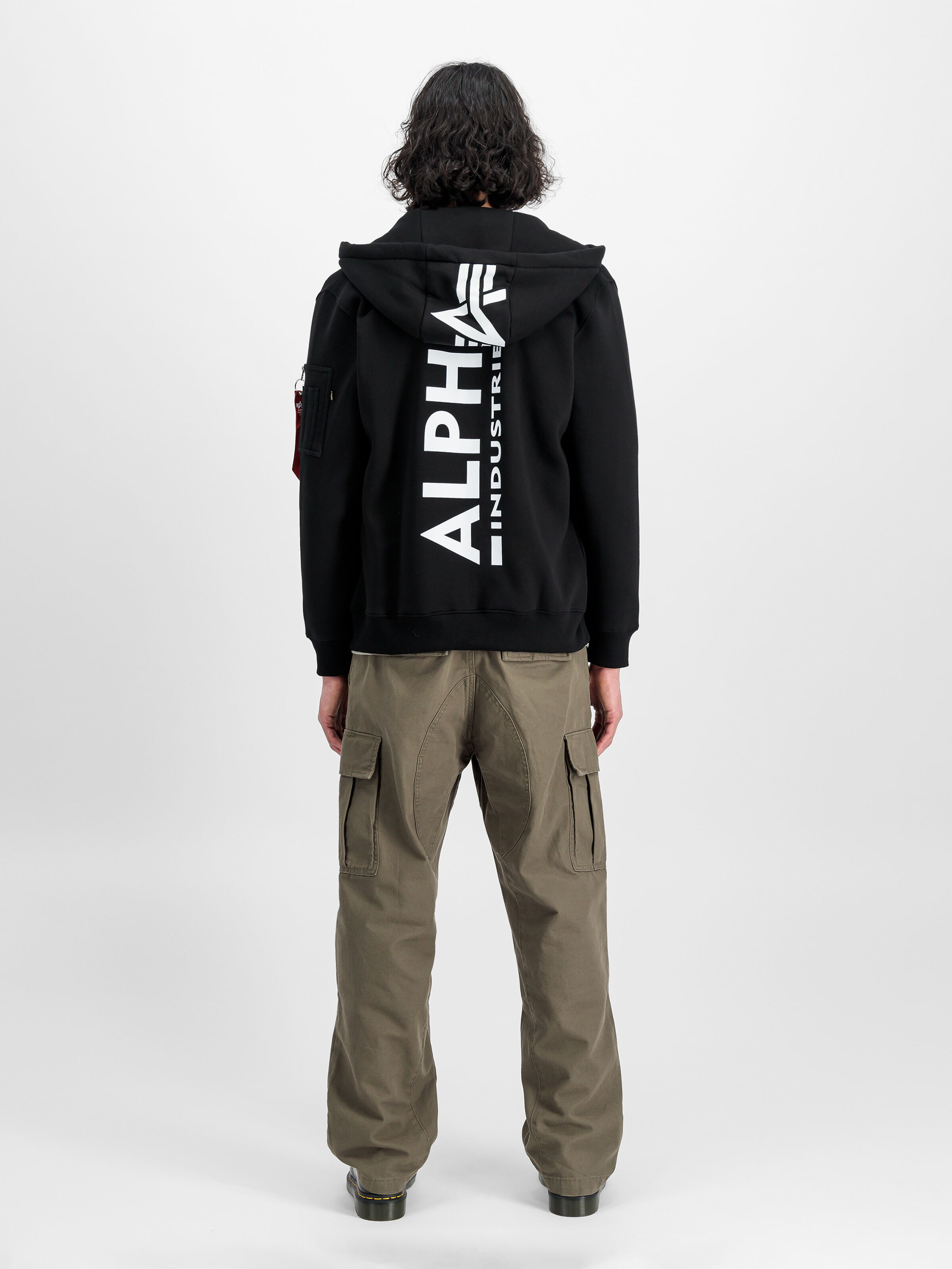 Backprint Zip Hoodie black 128342_03_2_model_00002_128760