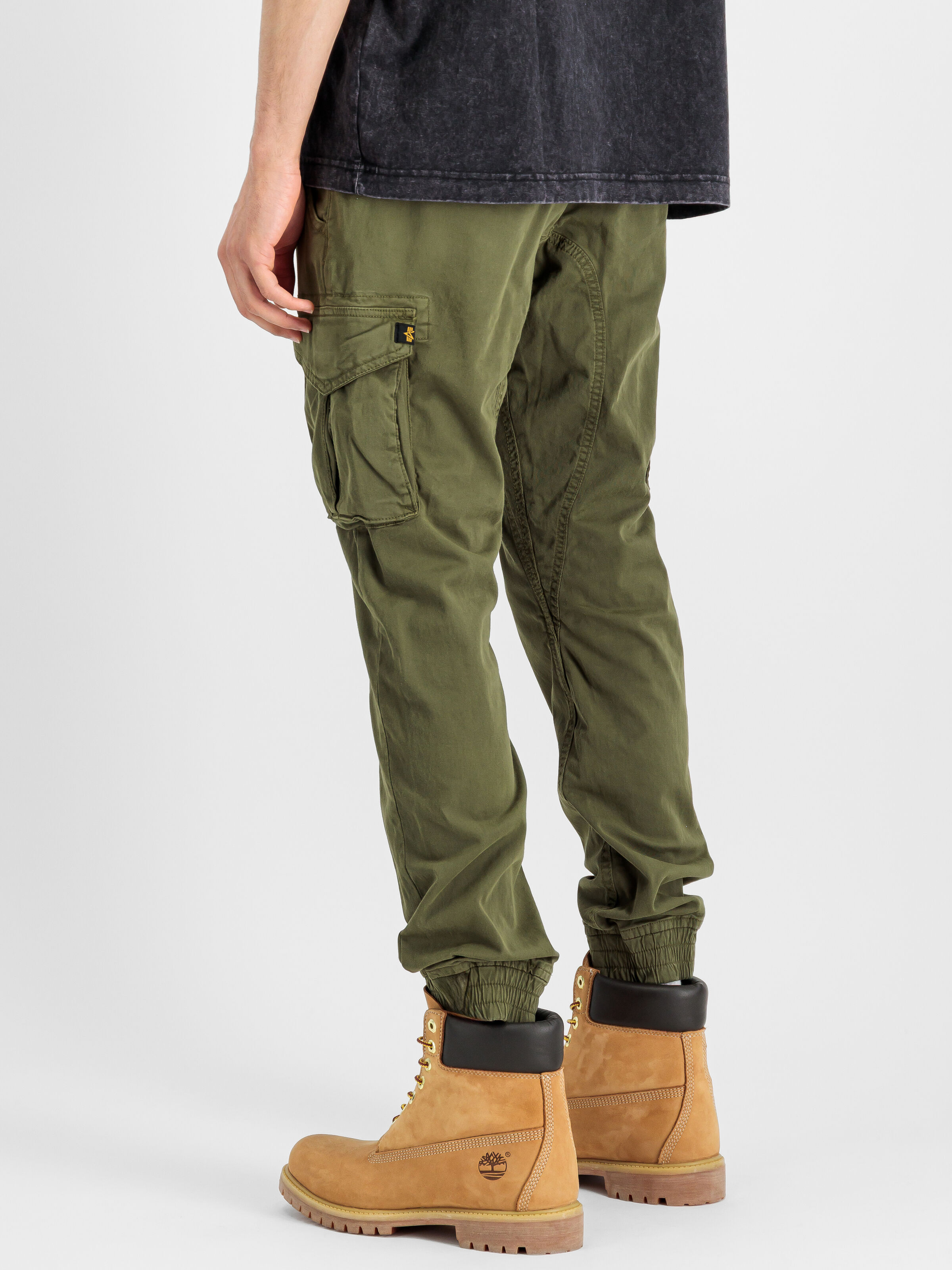 Cotton Twill Jogger Pant dark olive 116202_142_2_model_00003_217557