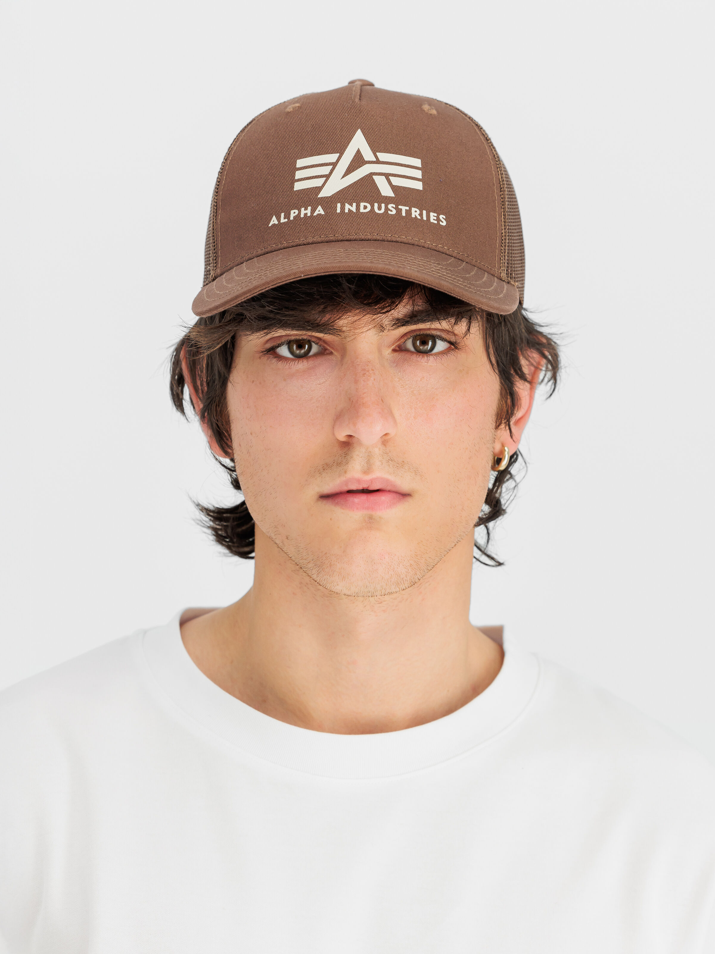 Basic Trucker Cap powder brown 186902_204_2_model_00001_233108