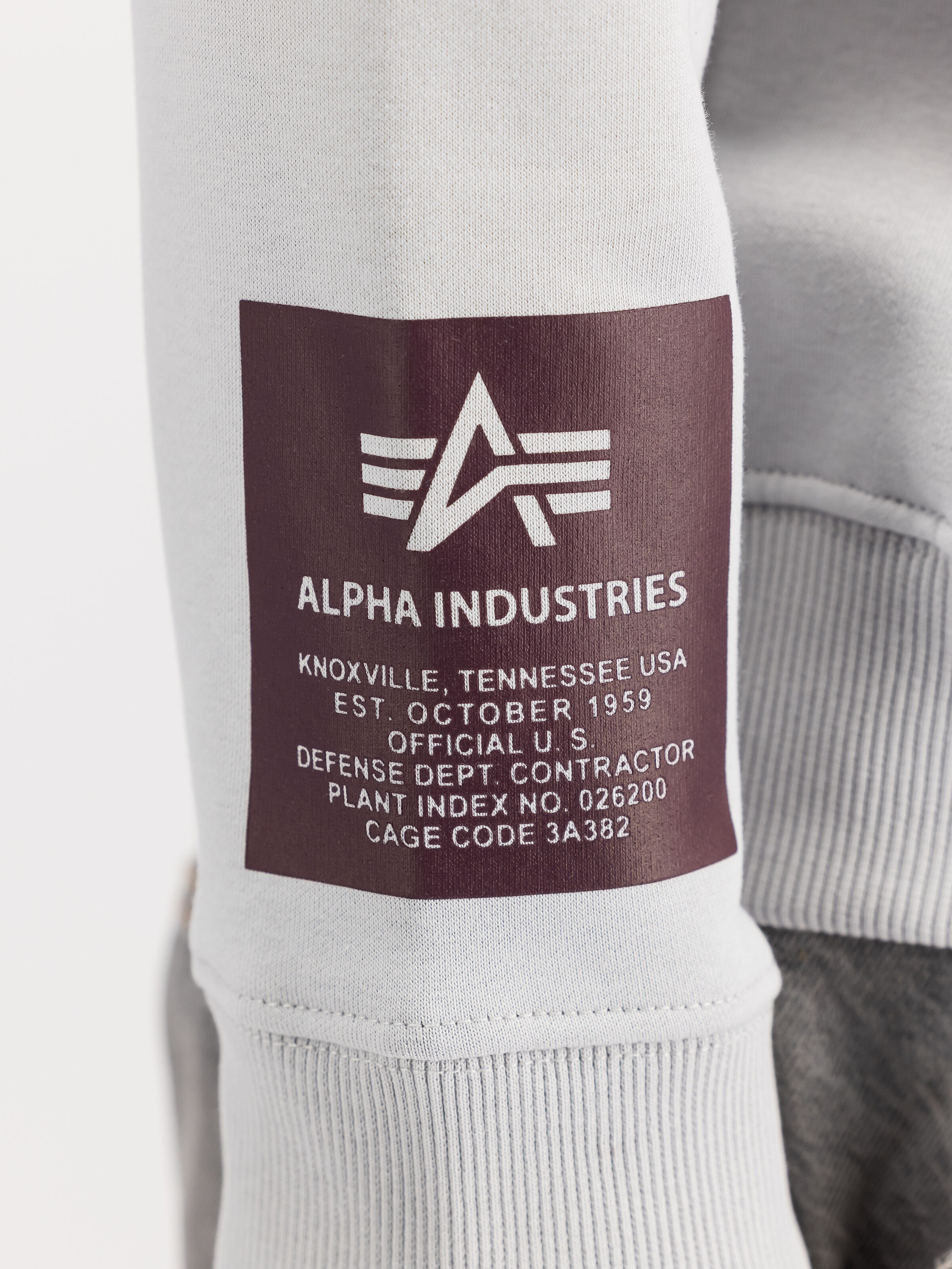 Alpha Hoodie pastel grey 126803_666_3_detail_00001__183682