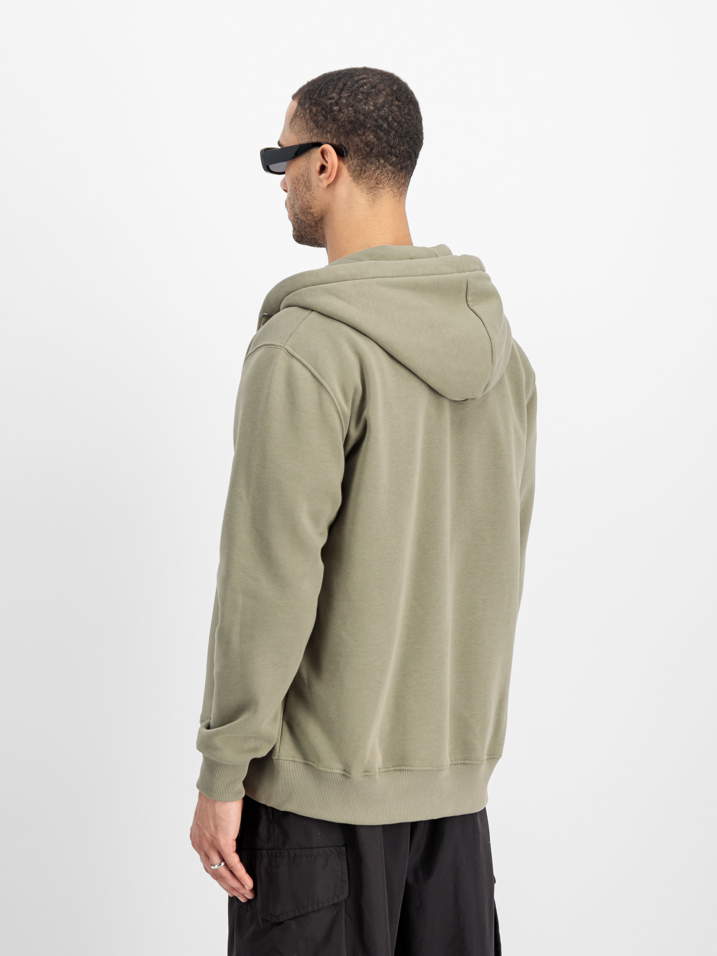 Basic Big Logo Zip Hoodie olive 178325_11_2_model_00004_125552