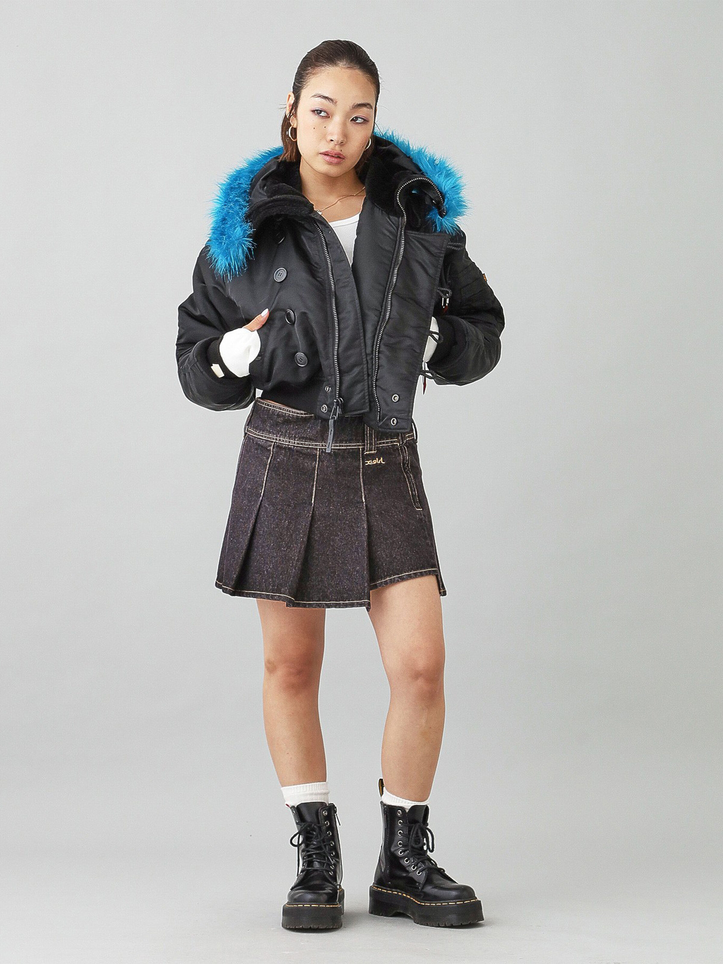 ALPHA X N-2B SHORT X-GIRL Winter Jacket black 148168_03_2_model_00001_115958