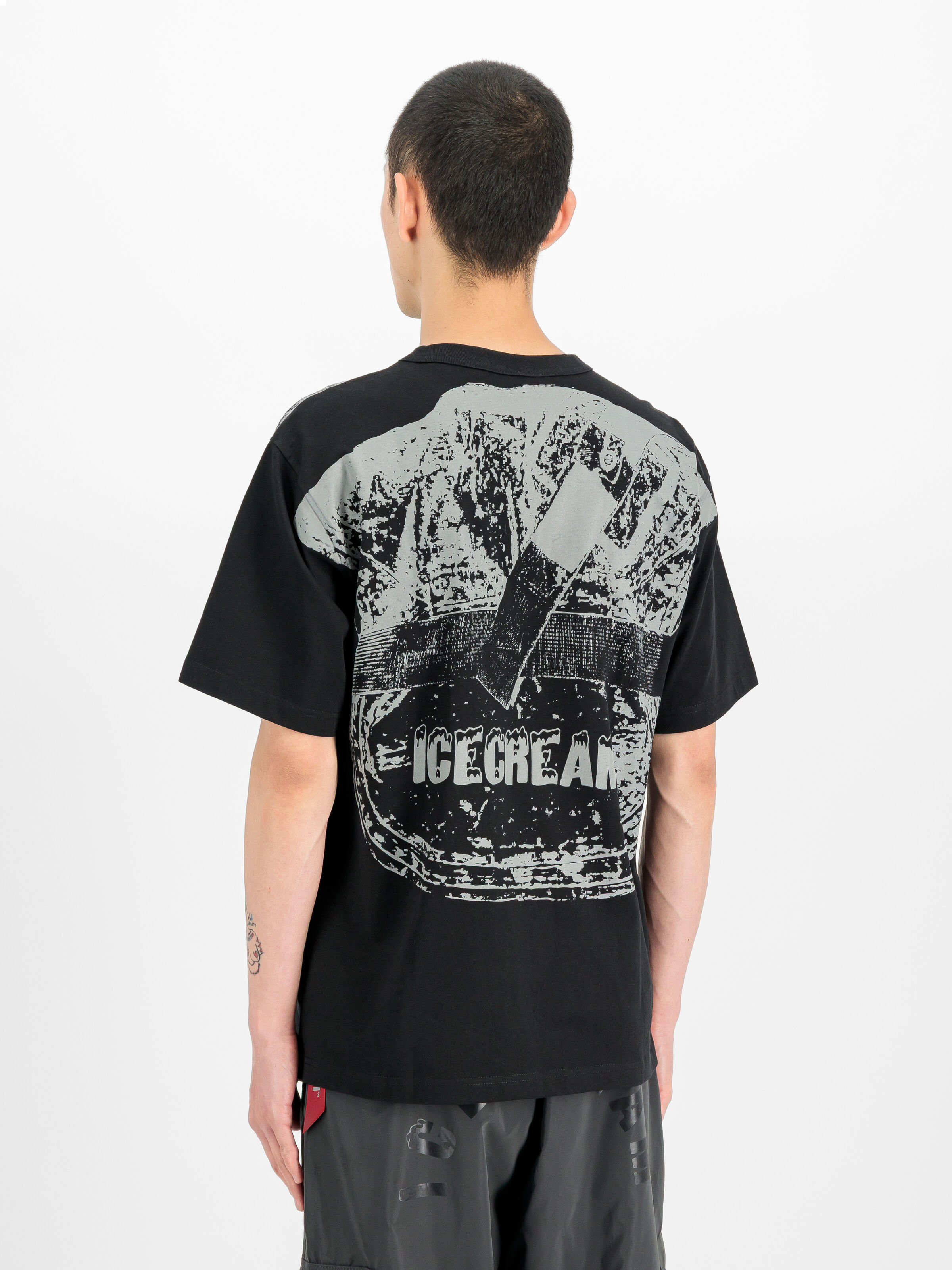 ALPHA x ICE CREAM Essential T-Shirt black 268570_03_2_model_00003_244851