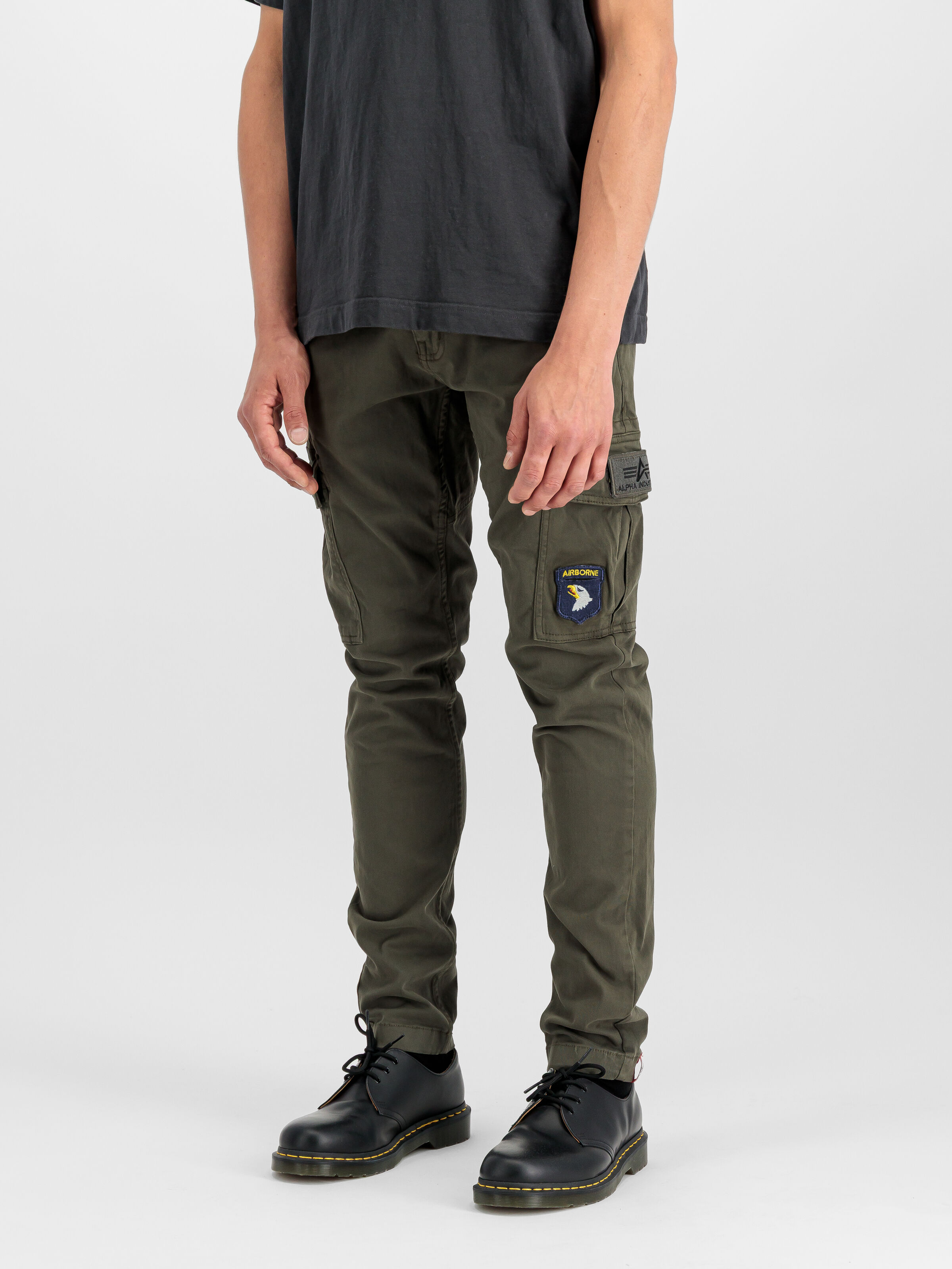 Petrol Patch Pant greyblack 178207_136_2_model_00002_189816