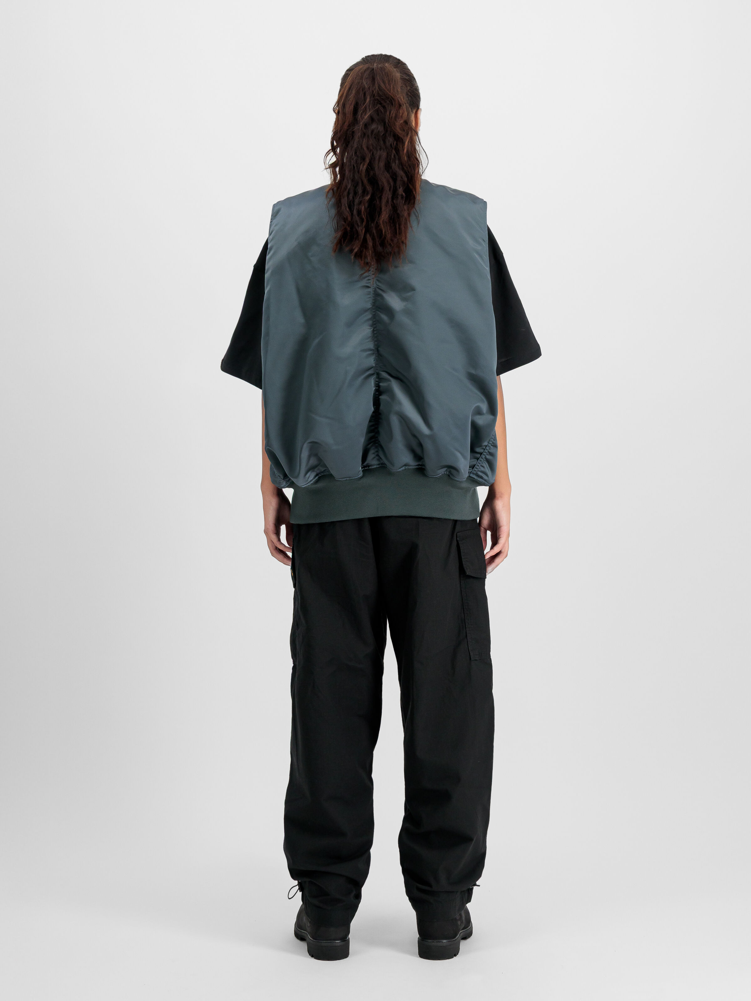 MA-1 Base Vest denim blue 758102_439_2_model_00005_223404