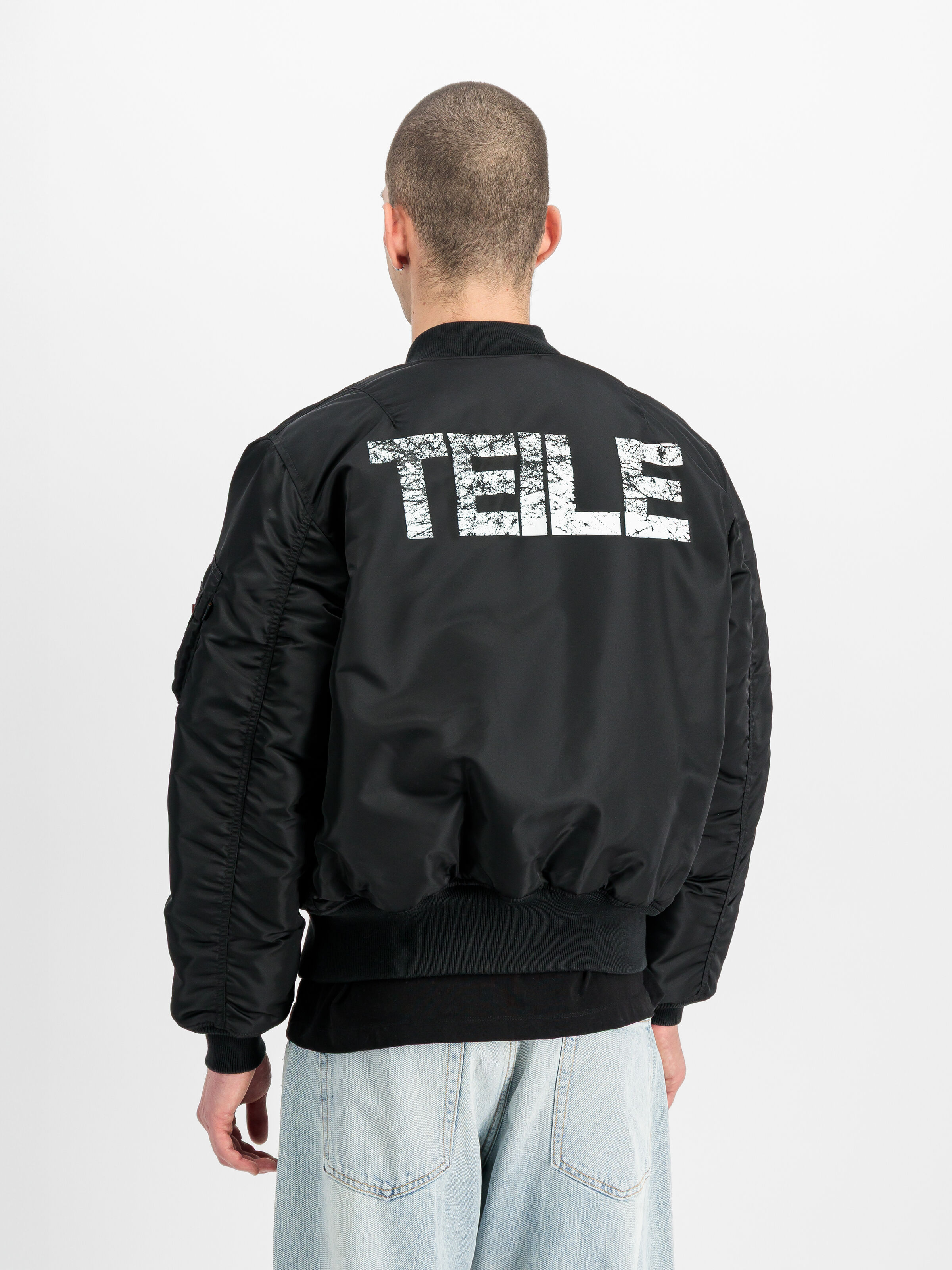 ALPHA x TEILE MA-1 Bomber Jacket black 258166_03_2_model_00003_225851