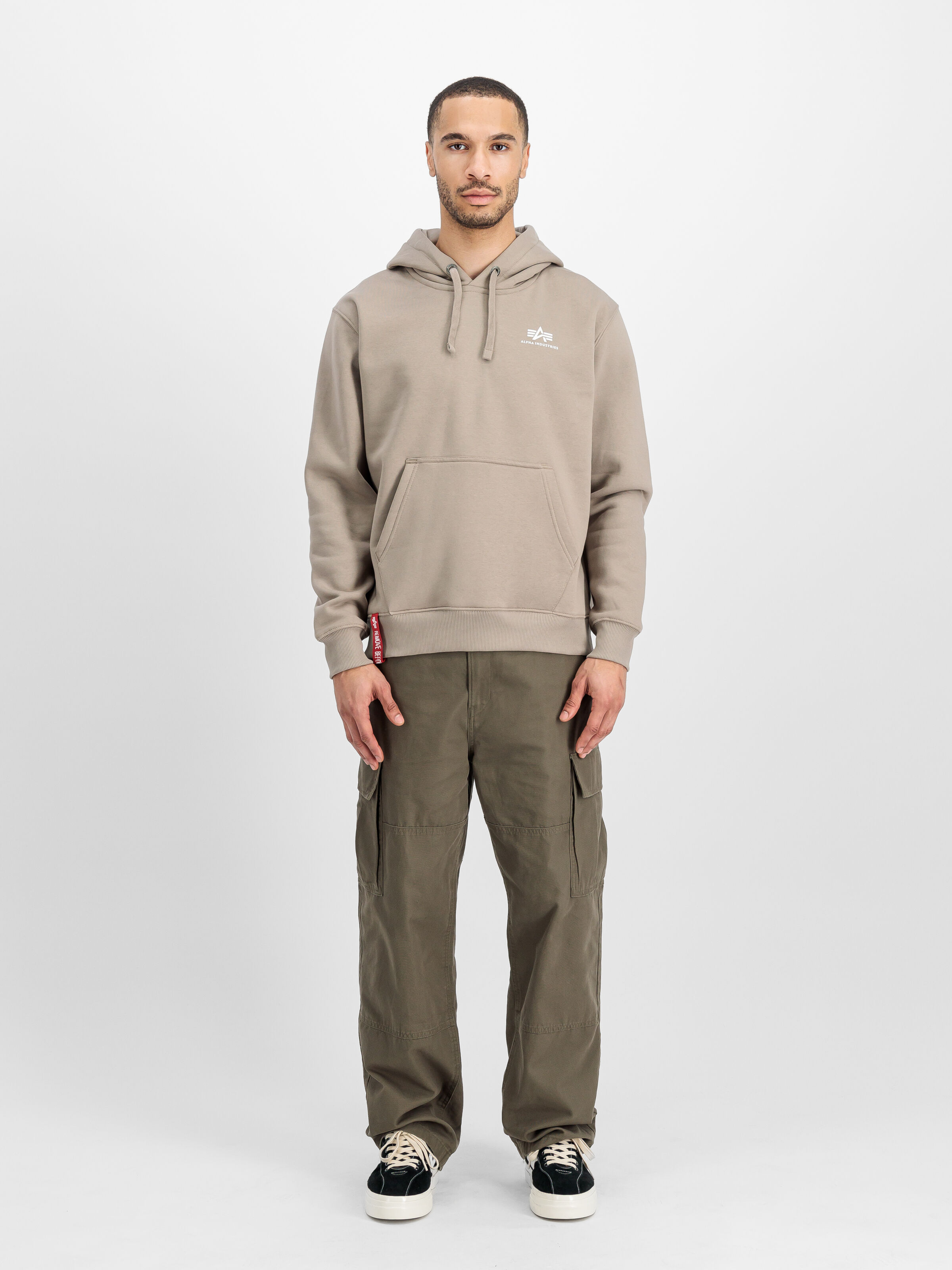 Basic Small Logo Hoodie vintage sand 196318_679_2_model_00001_125387