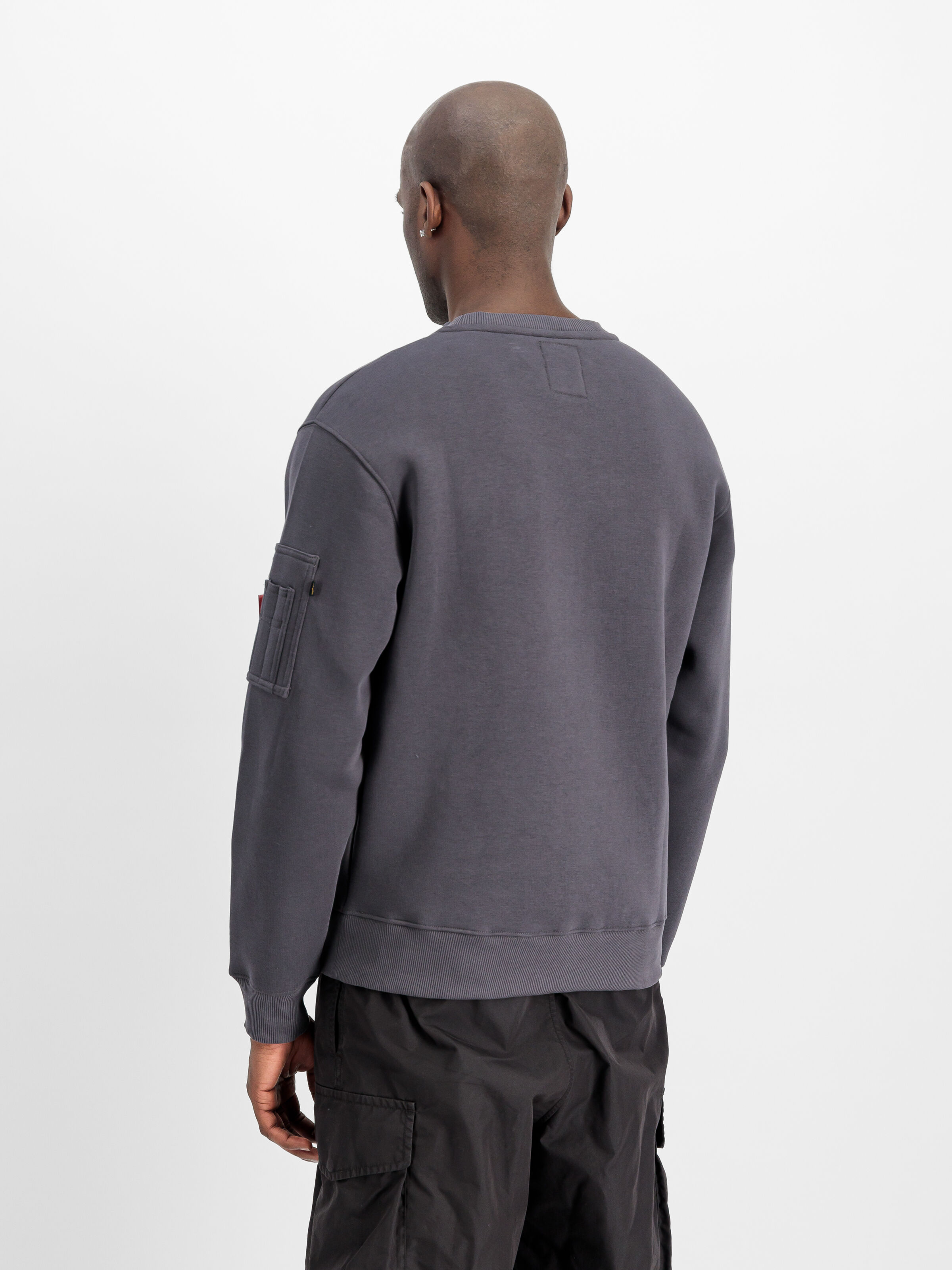 Satin Logo Sweatshirt vintage grey 148311_684_2_model_00003_160580