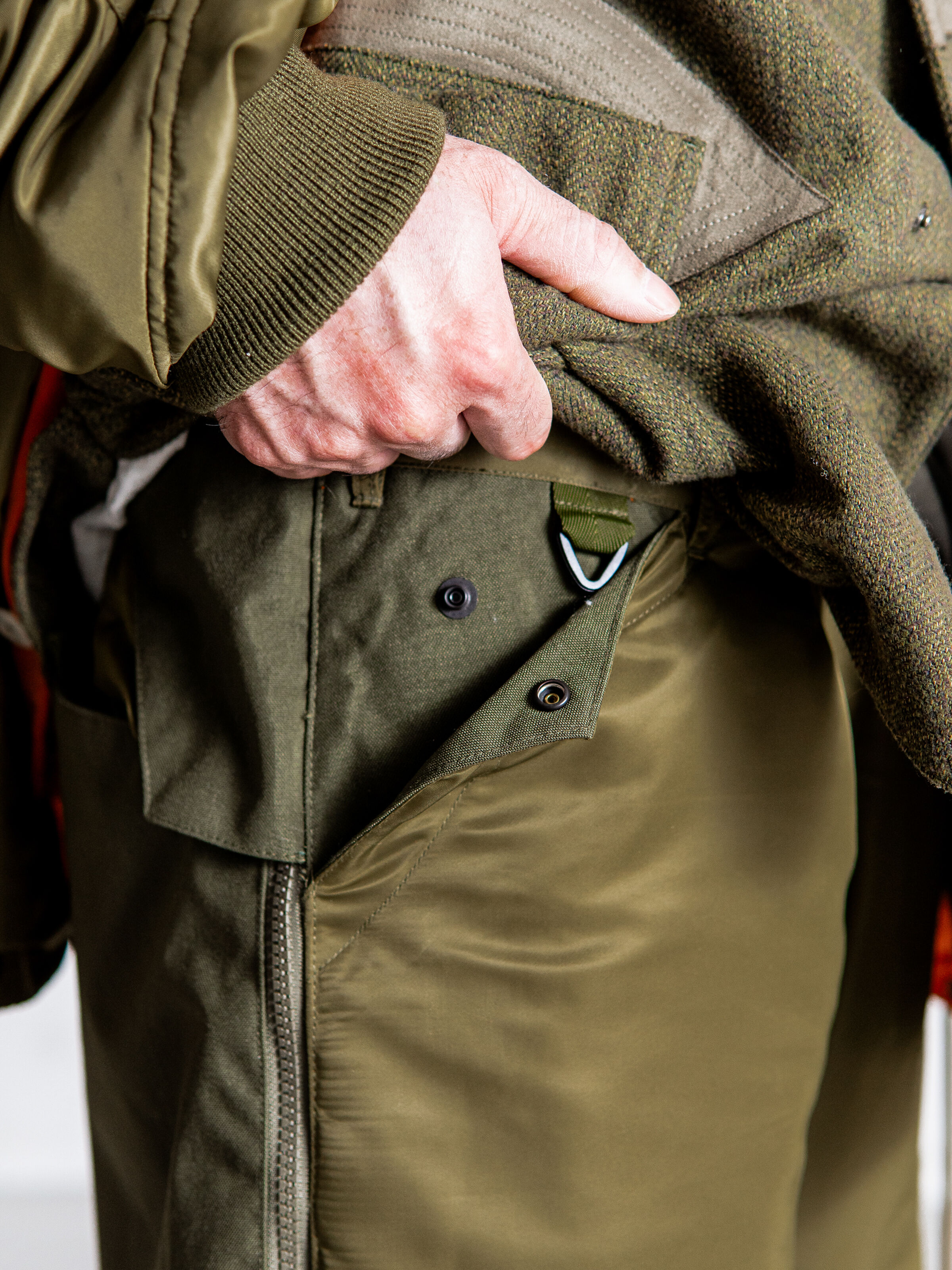 ALPHA x NORBIT Side Opening Padding Samue Pant khaki 258124_13_3_detail_00002_208774