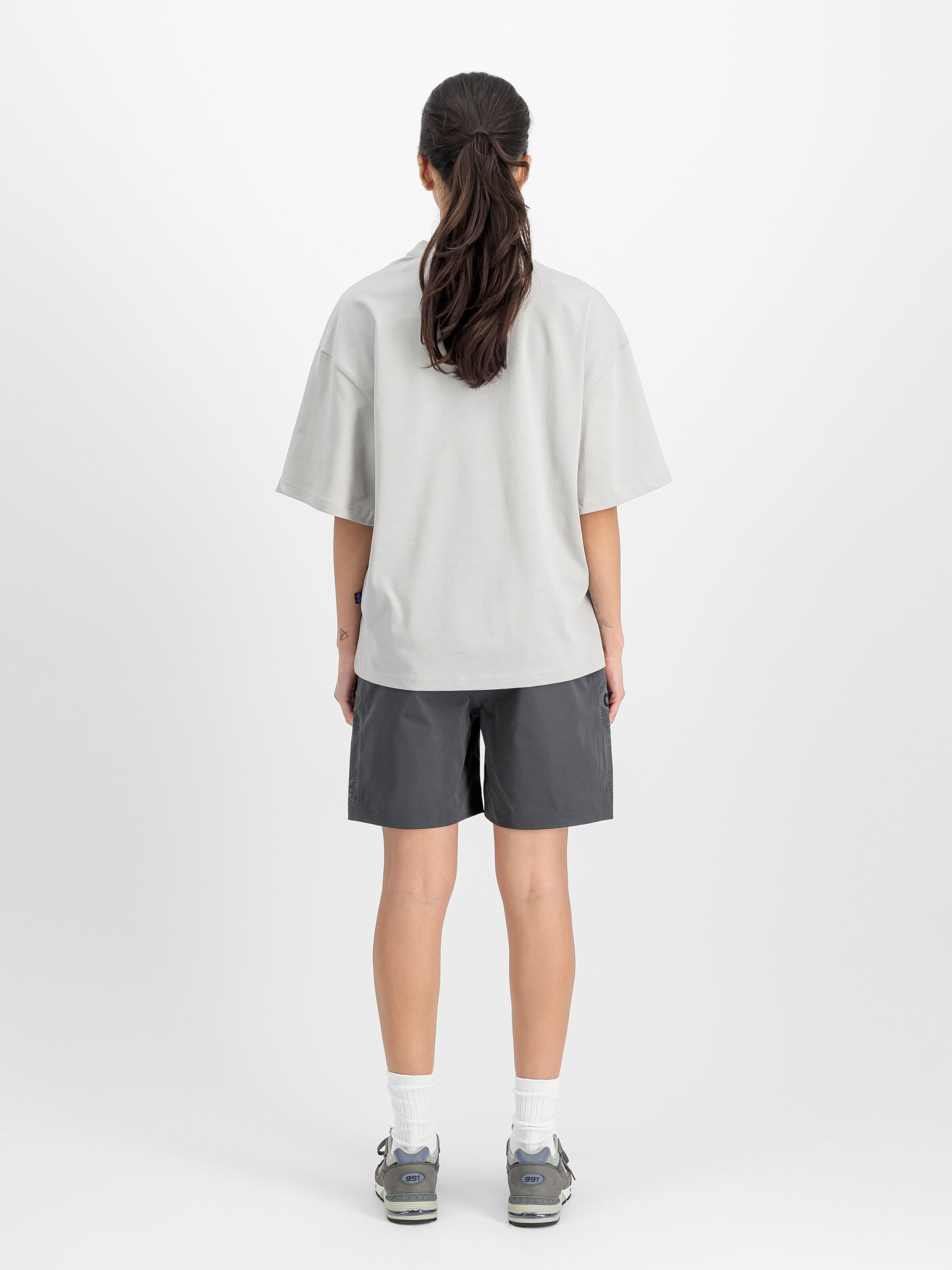 Base T-Shirt pastel grey 756503_666_2_model_00002_155097