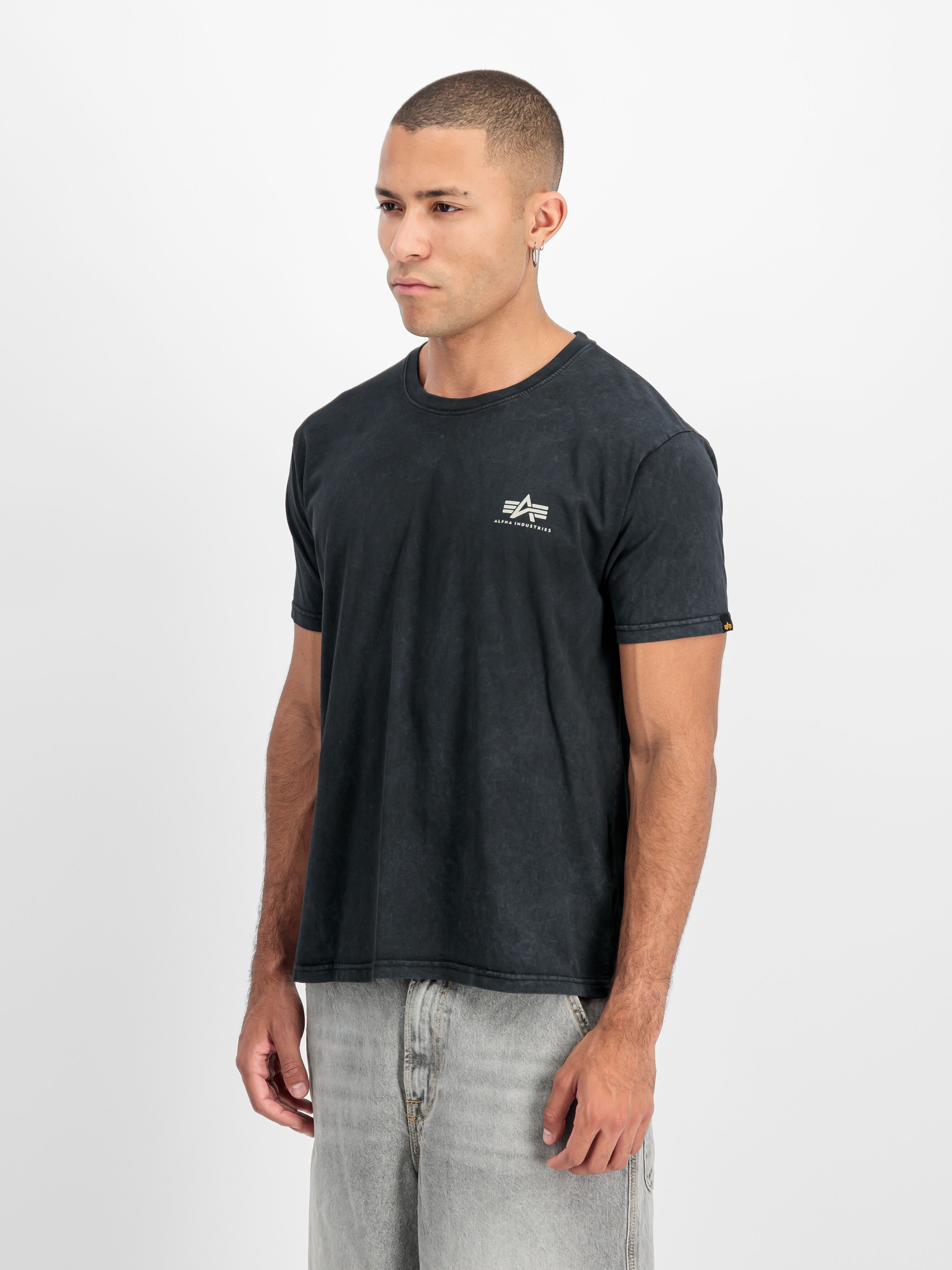 Alpha Legend T-Shirt black 266520_03_2_model_00002_210025