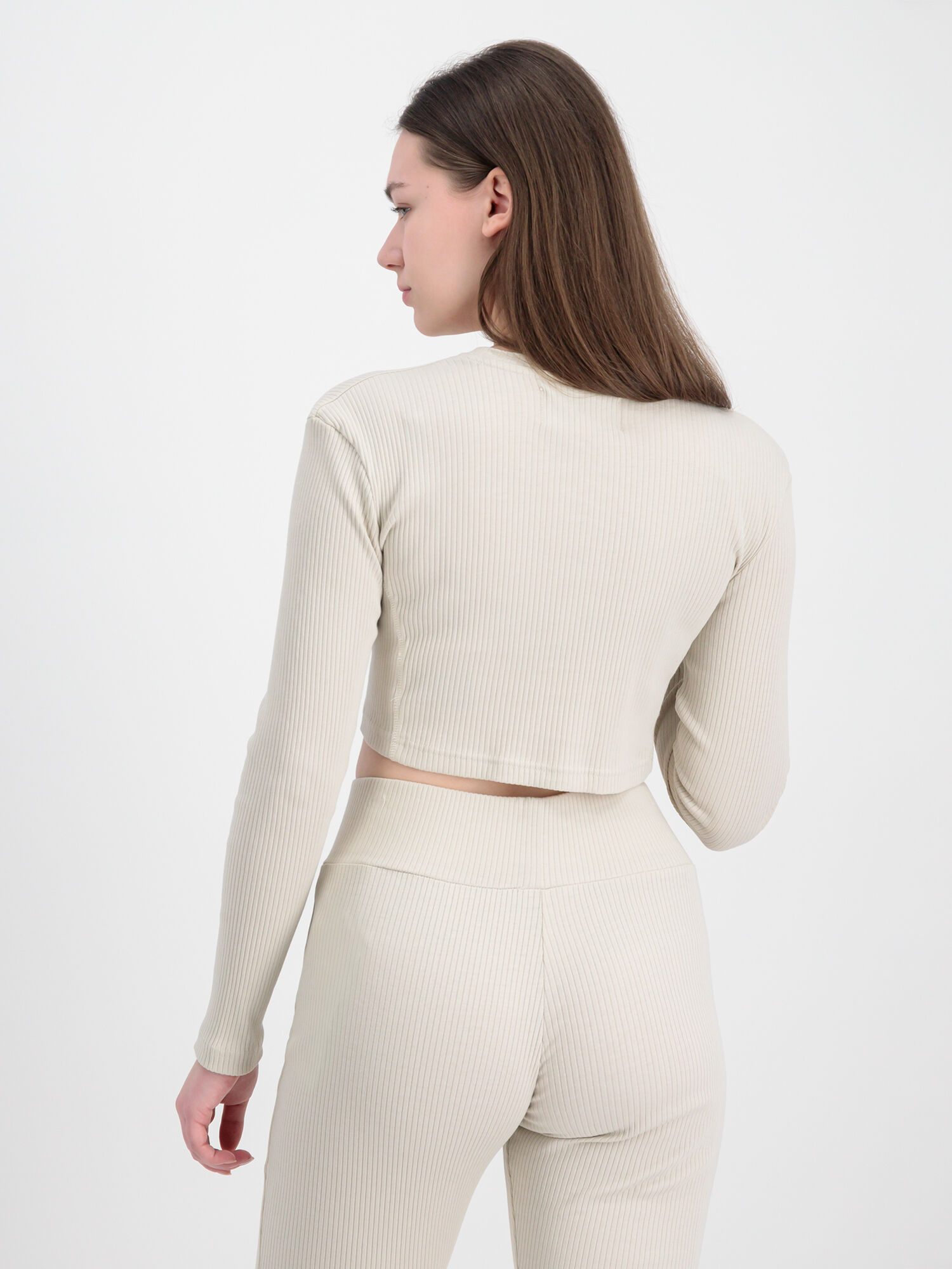 X-Fit Rib Camo Longsleeve Women vintage white 136091_300_alpha_industries_x_fit_rib_ls_c_wmn_003_123727