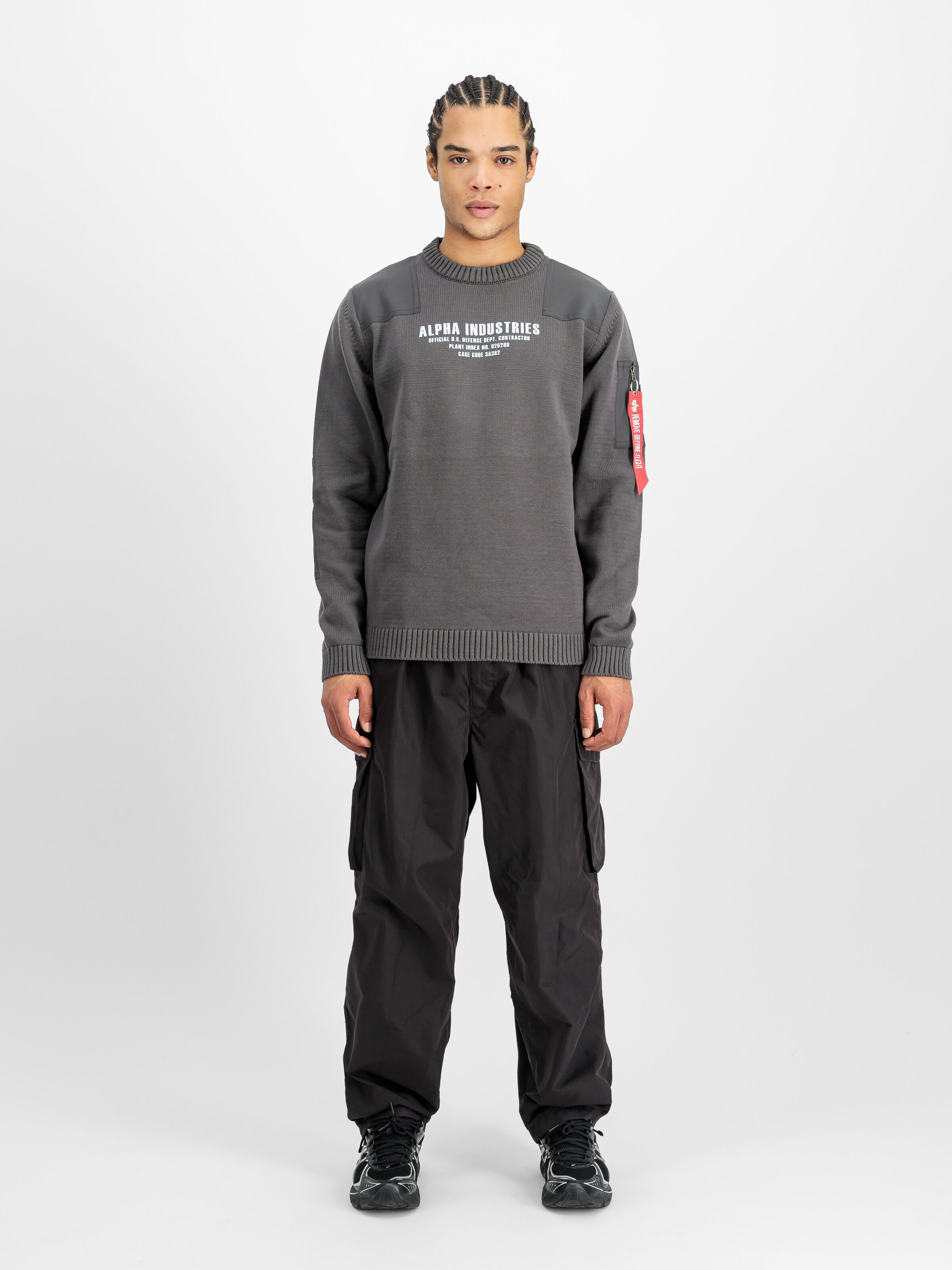 Military Knit Sweatshirt vintage grey 258402_684_2_model_00001_163990
