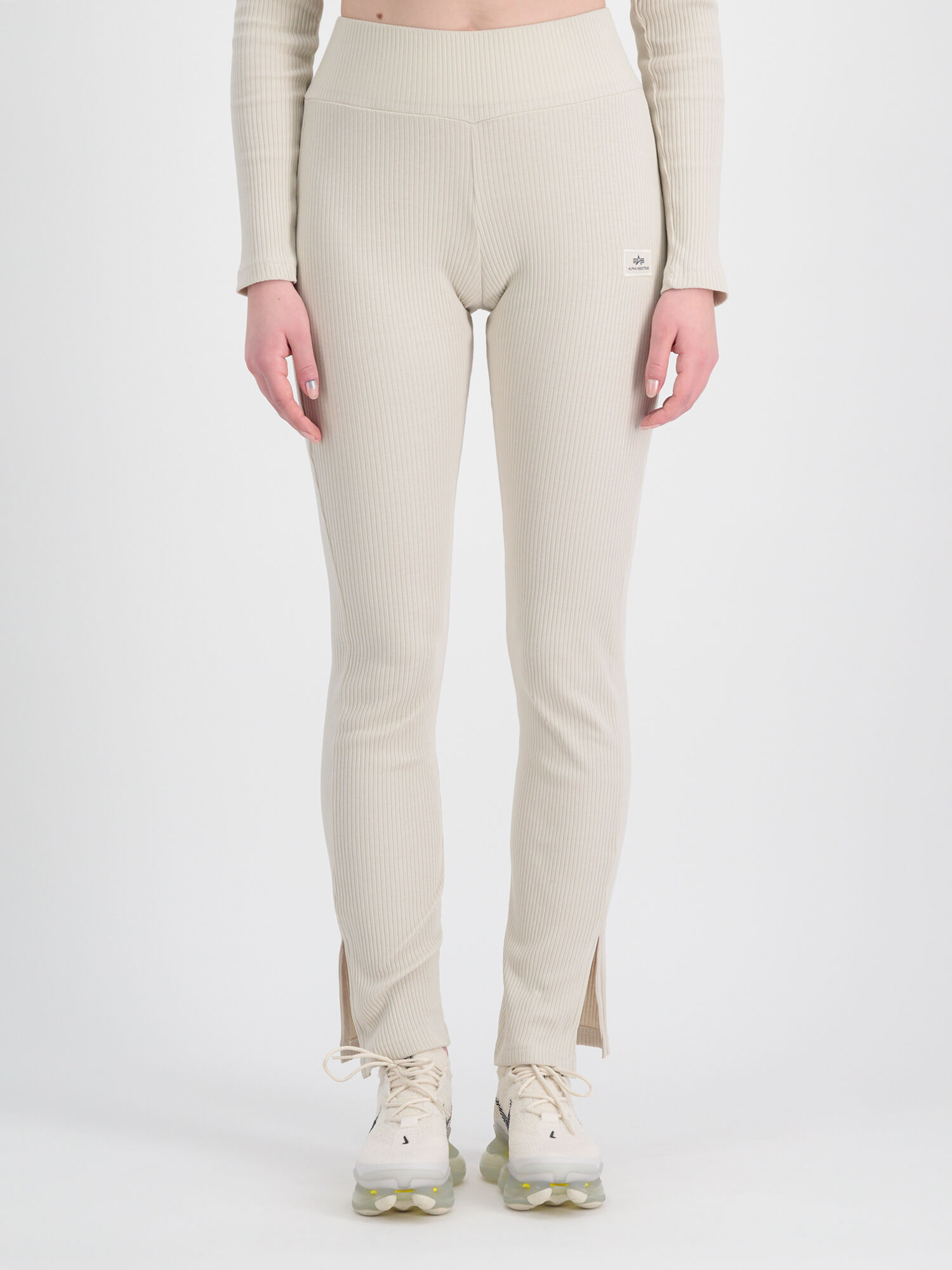 136051_300_alpha_industries_x_fit_rib_pant_wmn_001_123619