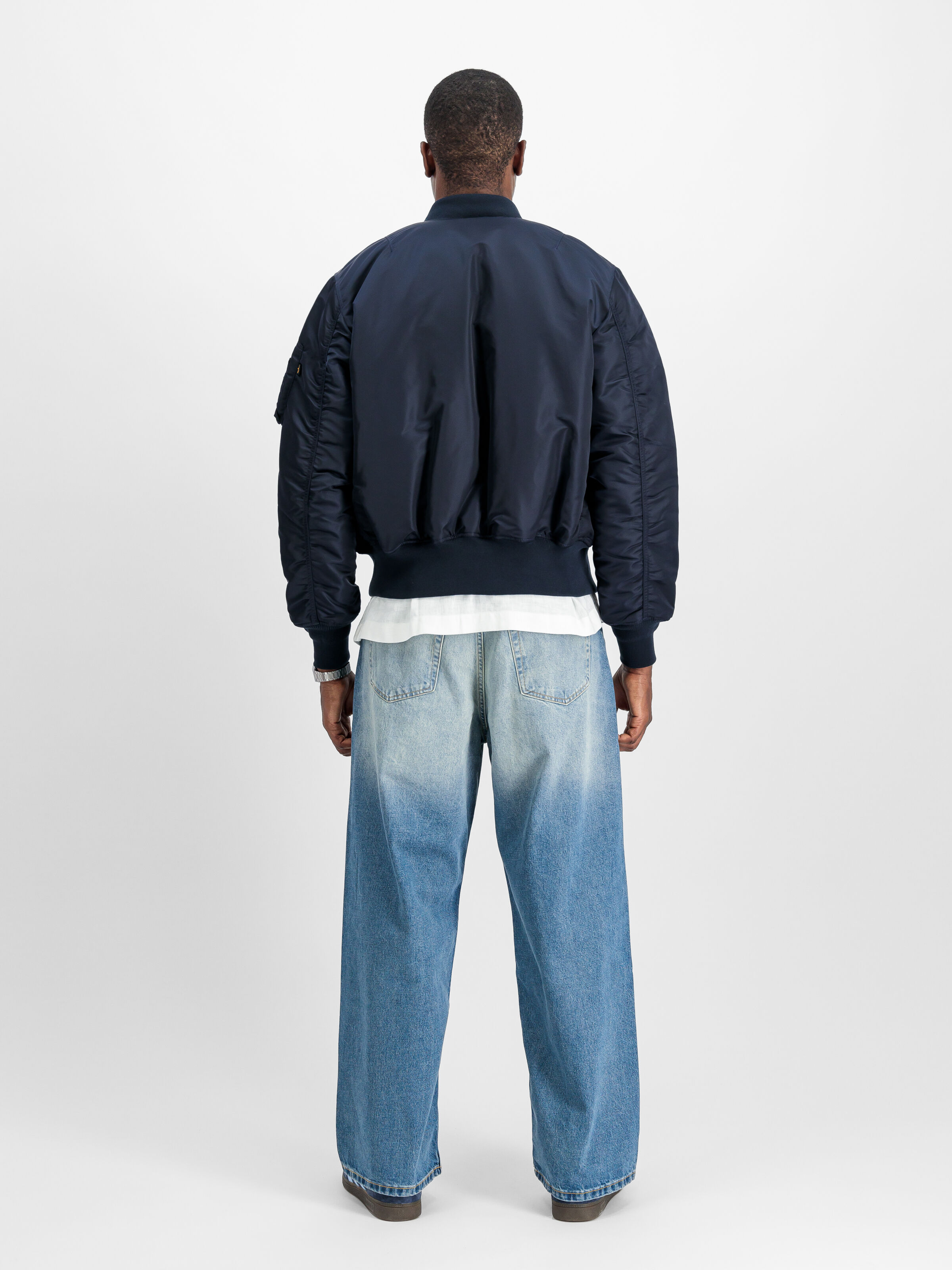 MA-1 Heritage Bomber Jacket rep.blue 100101_07_2_model_00002_100970