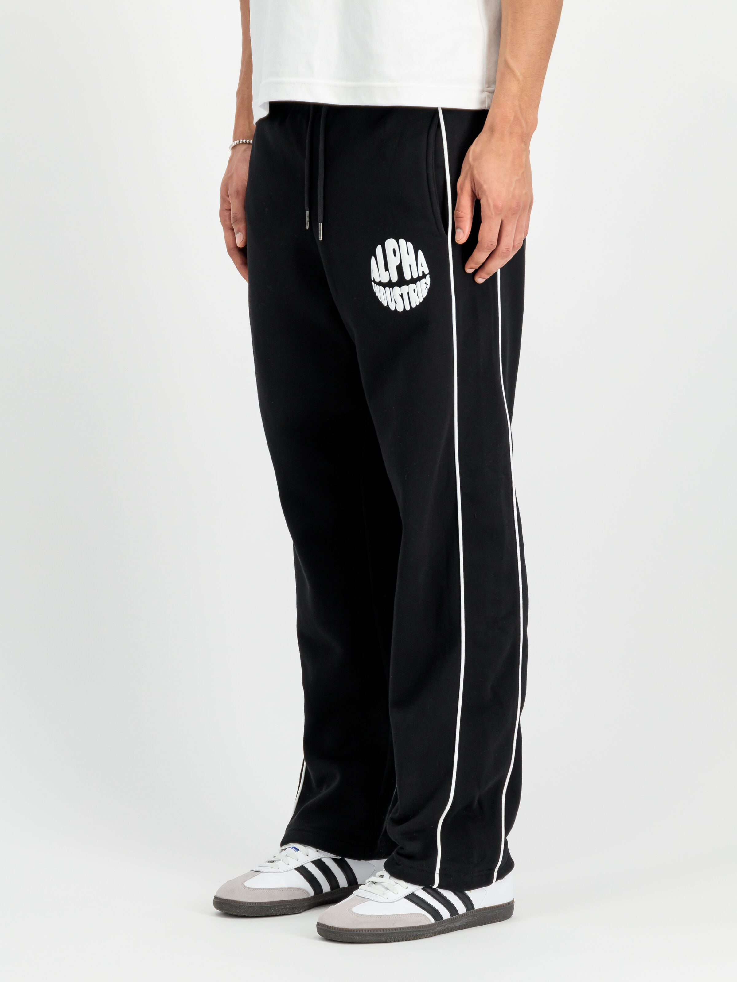 Logo Jogger black 156372_03_2_model_00002_152231