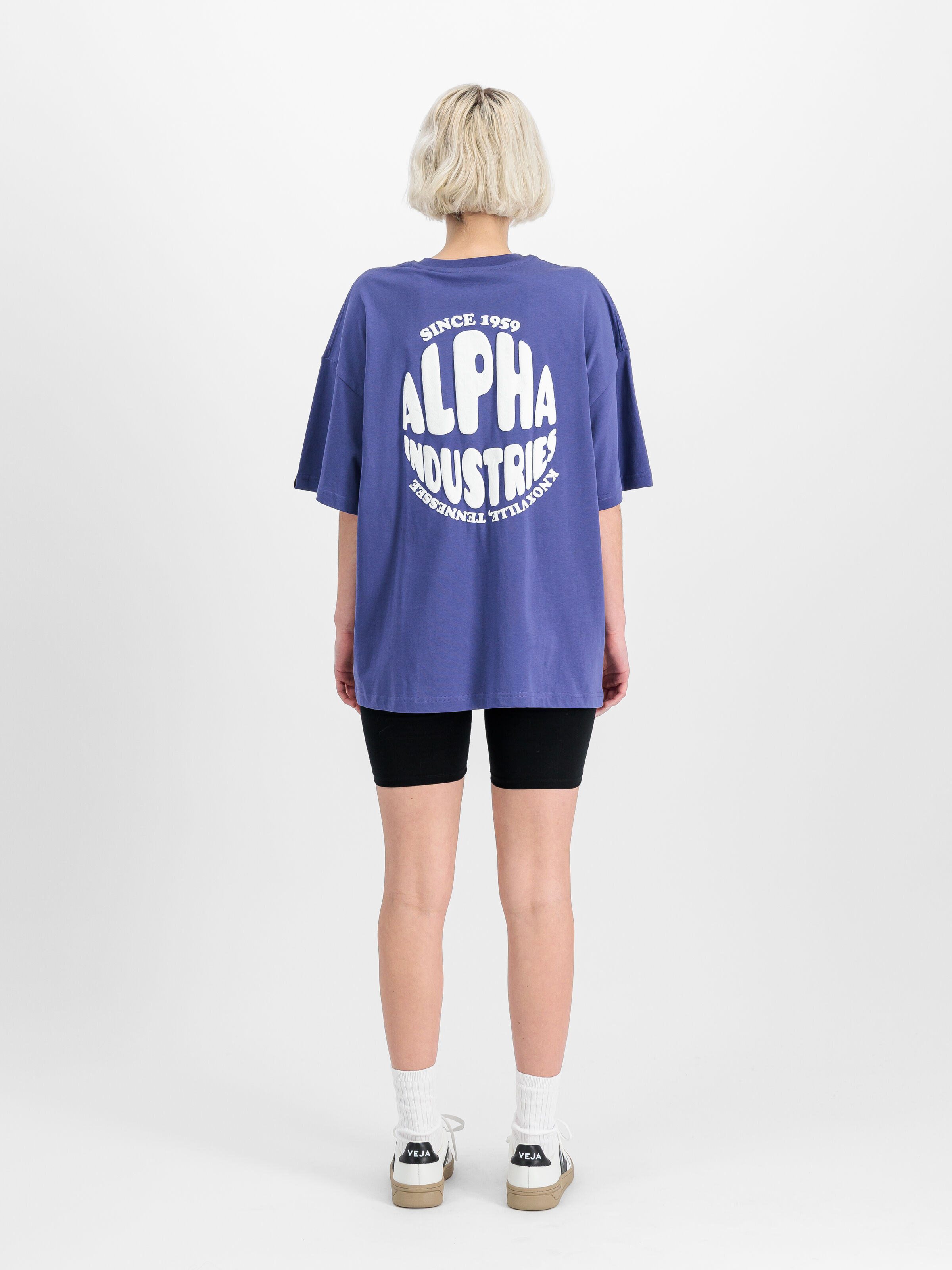 Logo Backprint T-Shirt Women night purple 156060_735_2_model_00002_144598