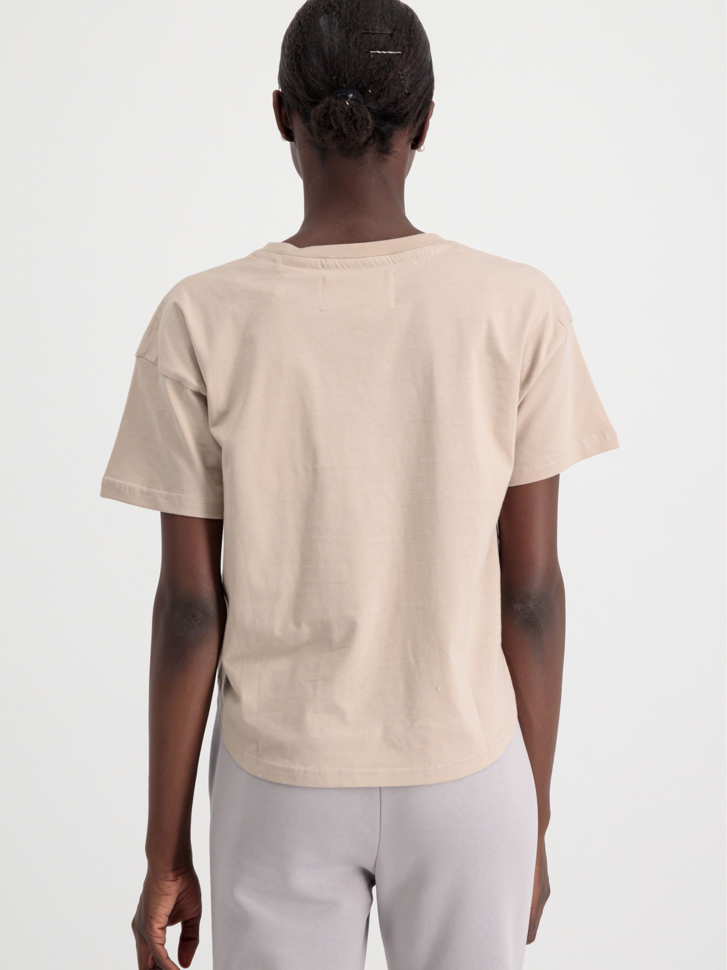 118056_627_alpha_industries_organics_cropped_os_t_wmn_003_183240