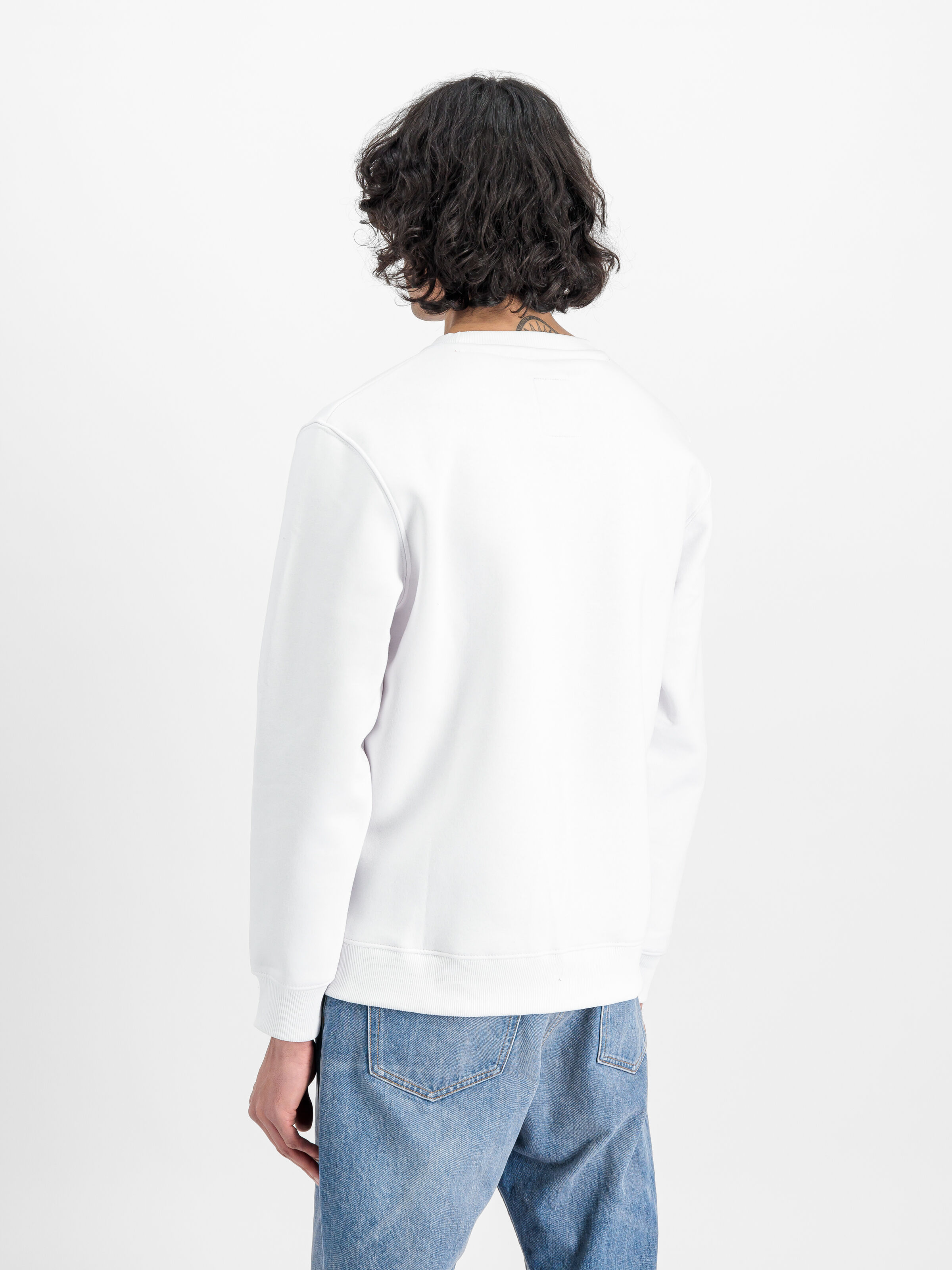 Basic Small Logo Sweatshirt white 188307_09_2_model_00004_127846