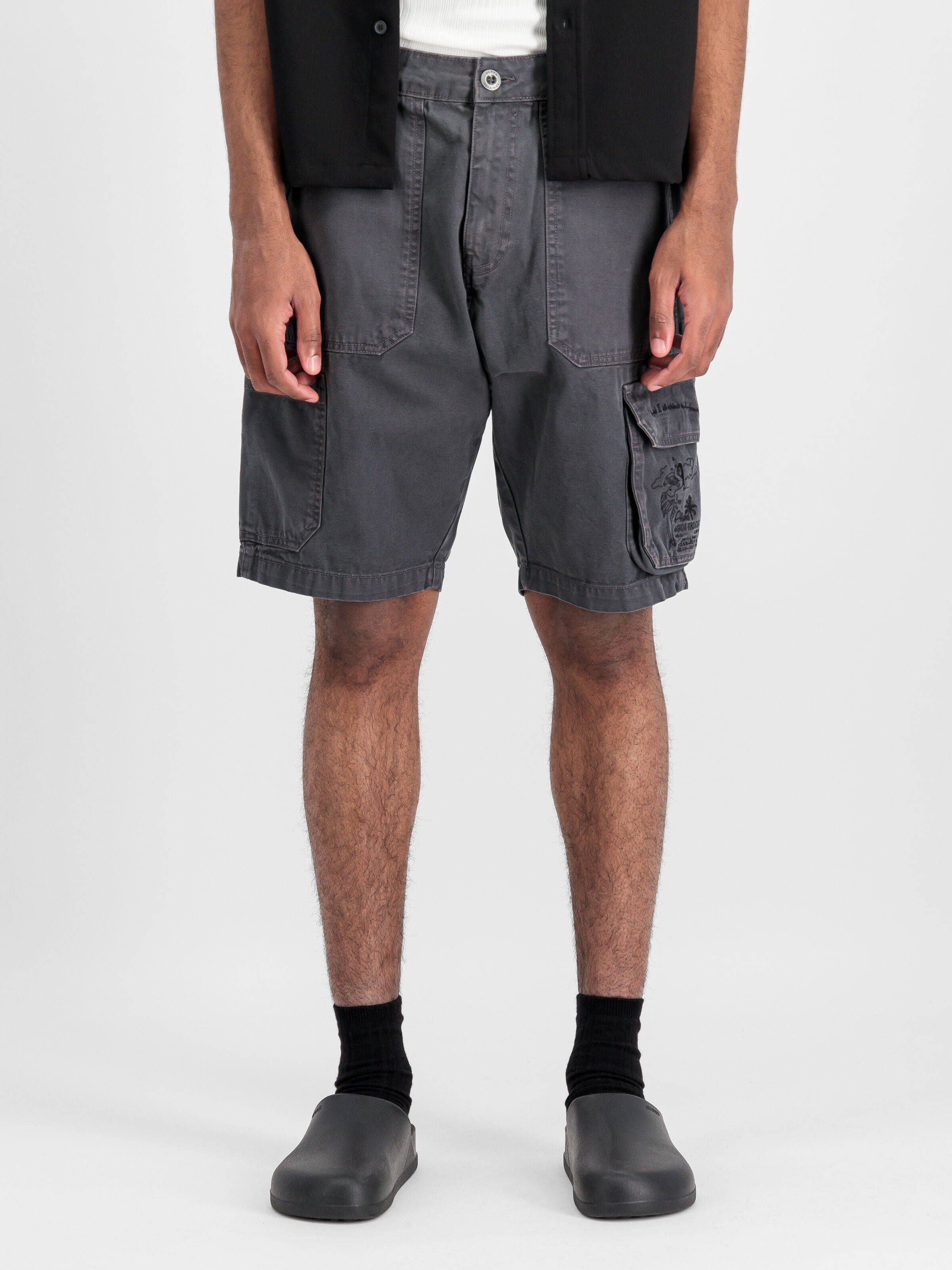 Cargo Honolulu Short vintage grey 156256_684_2_model_00003_143747