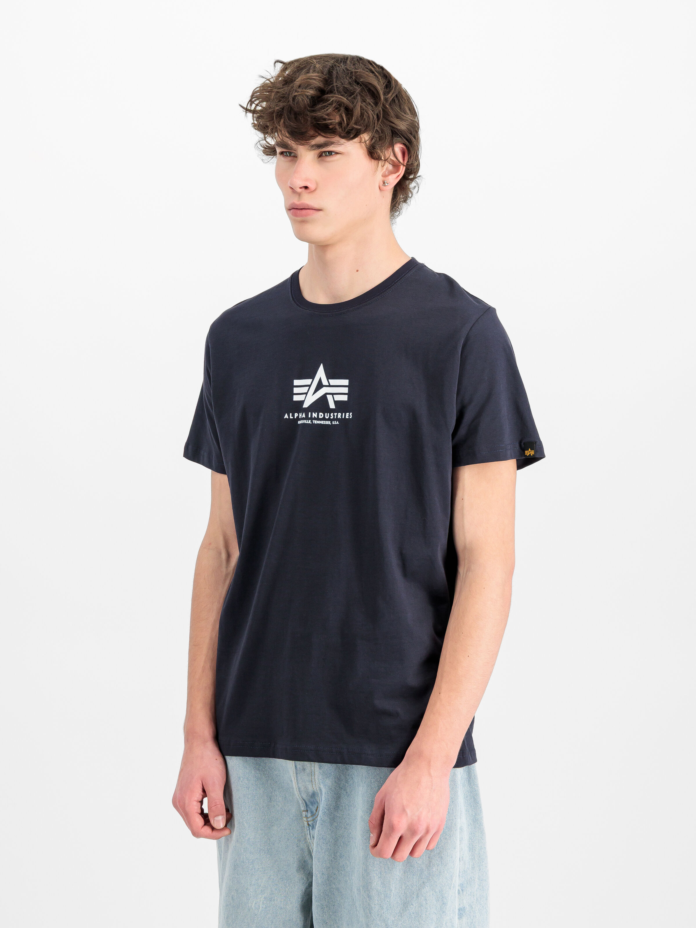 Basic Mid Logo T-Shirt rep.blue 118533_07_2_model_00002_216518