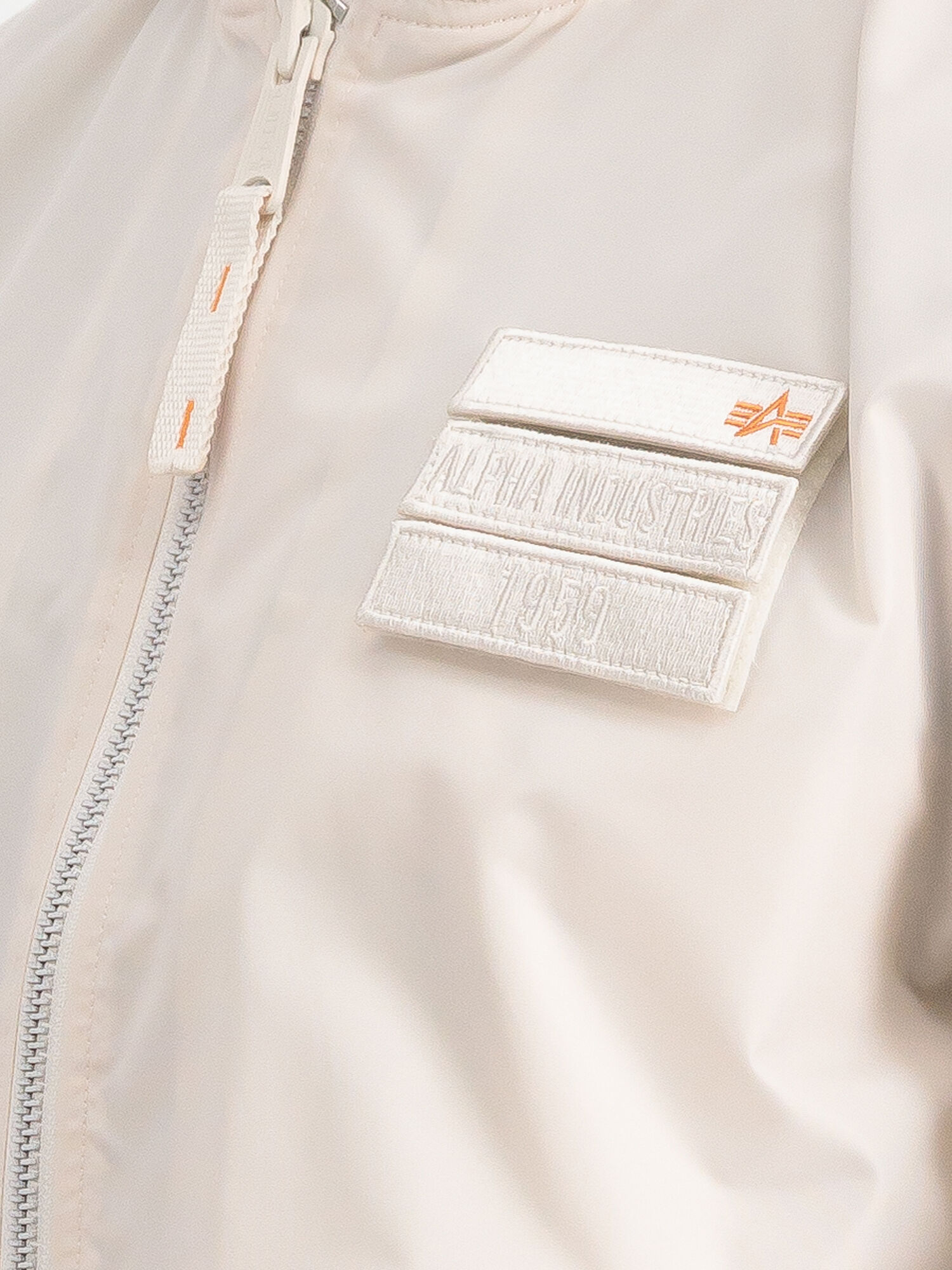 MA-1 TT Two Tone Custom Hood Bomber Jacket jet stream white 126117_578_alpha_industries_ma_1_tt_hood_custom_007_122810