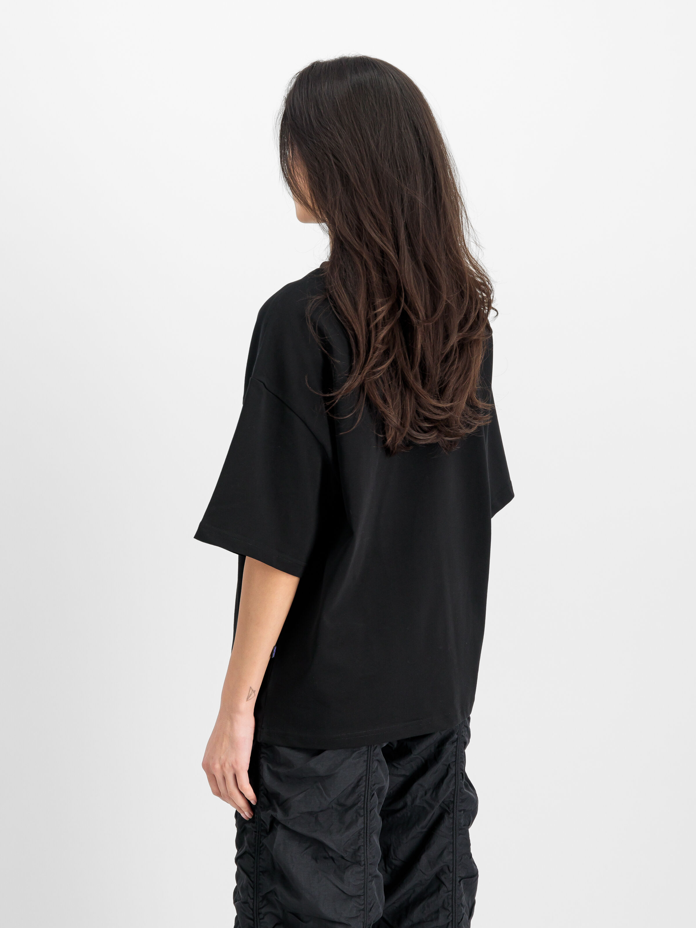 Base T-Shirt black 756503_03_2_model_00004_155113