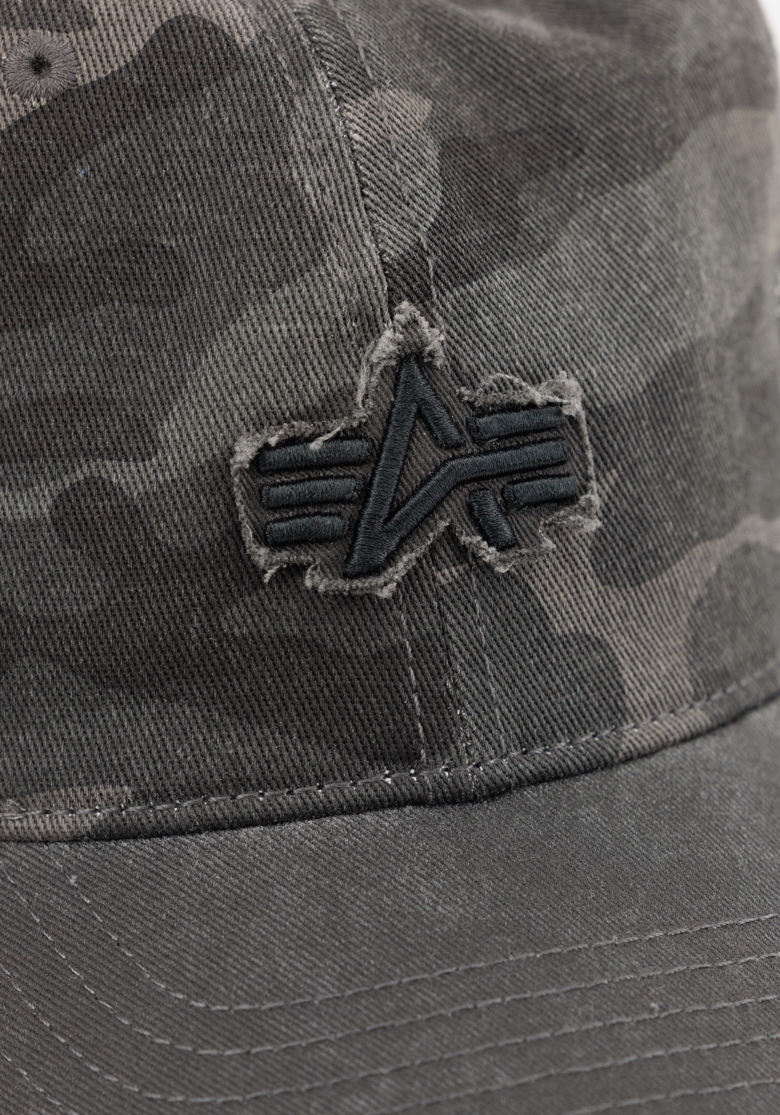 Distressed Logo Camo Cap black camo 258903_125_3_detail_00003_161644